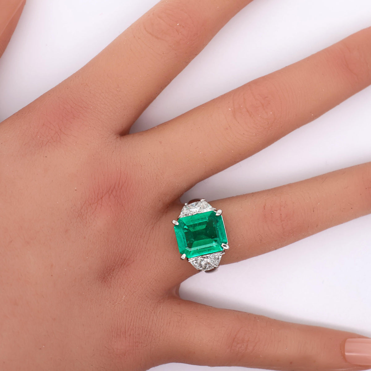 4.55 Carat Colombian Emerald Diamond Platinum Ring, GIA Certified
