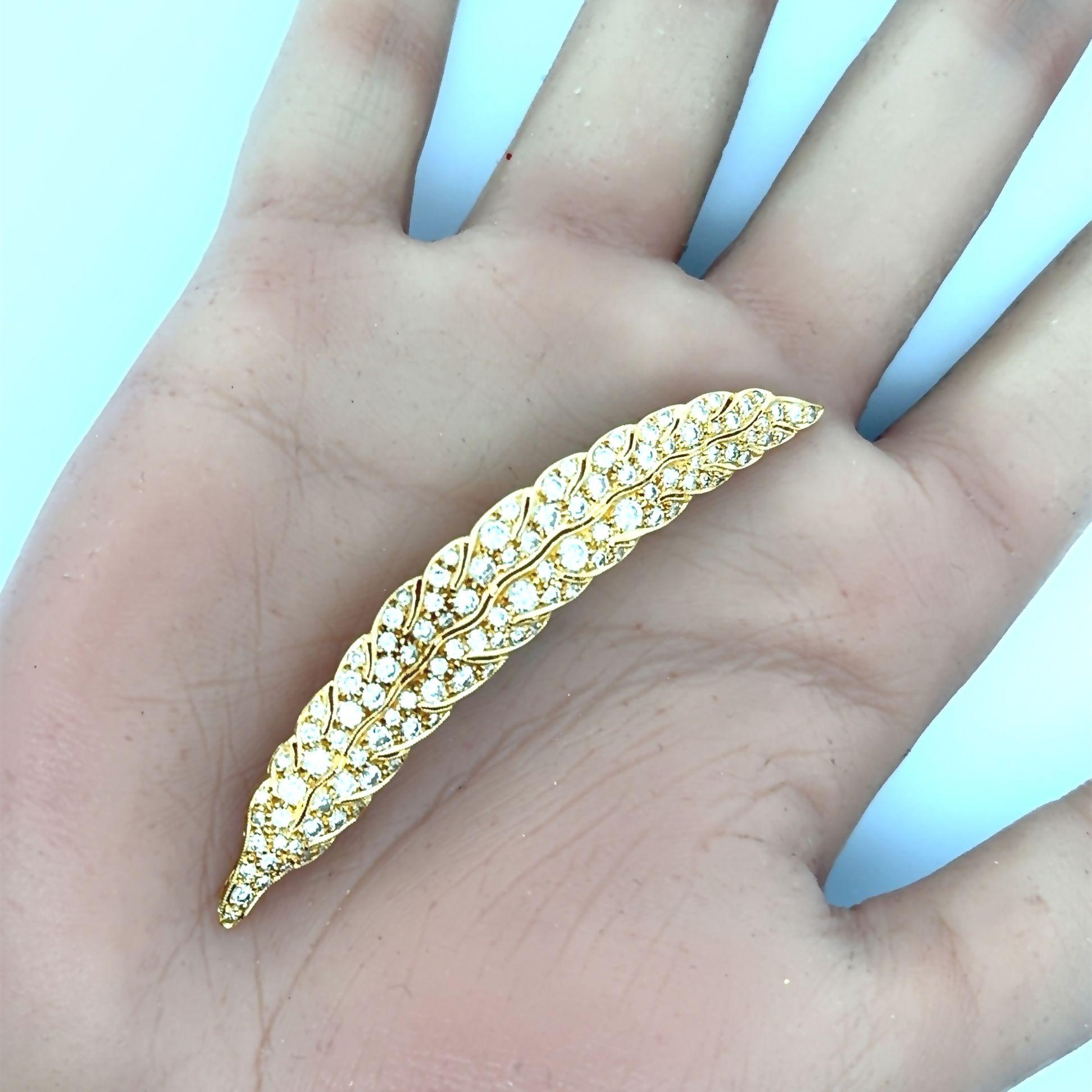 Antique-Style Diamond 18k Yellow Gold Feather Pendant-Brooch