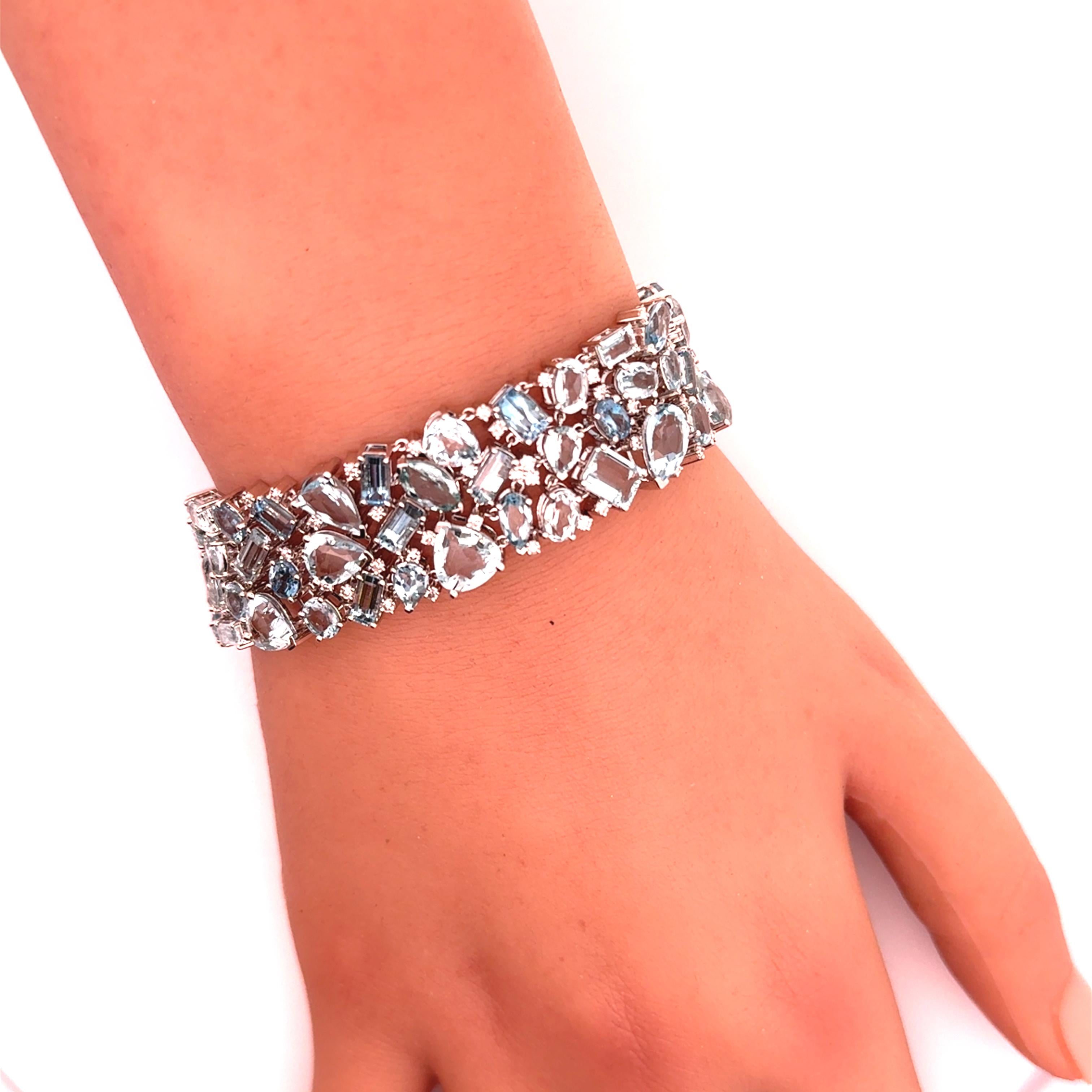 44.70 Carats Aquamarine Diamond 14k White Gold Cluster Bracelet