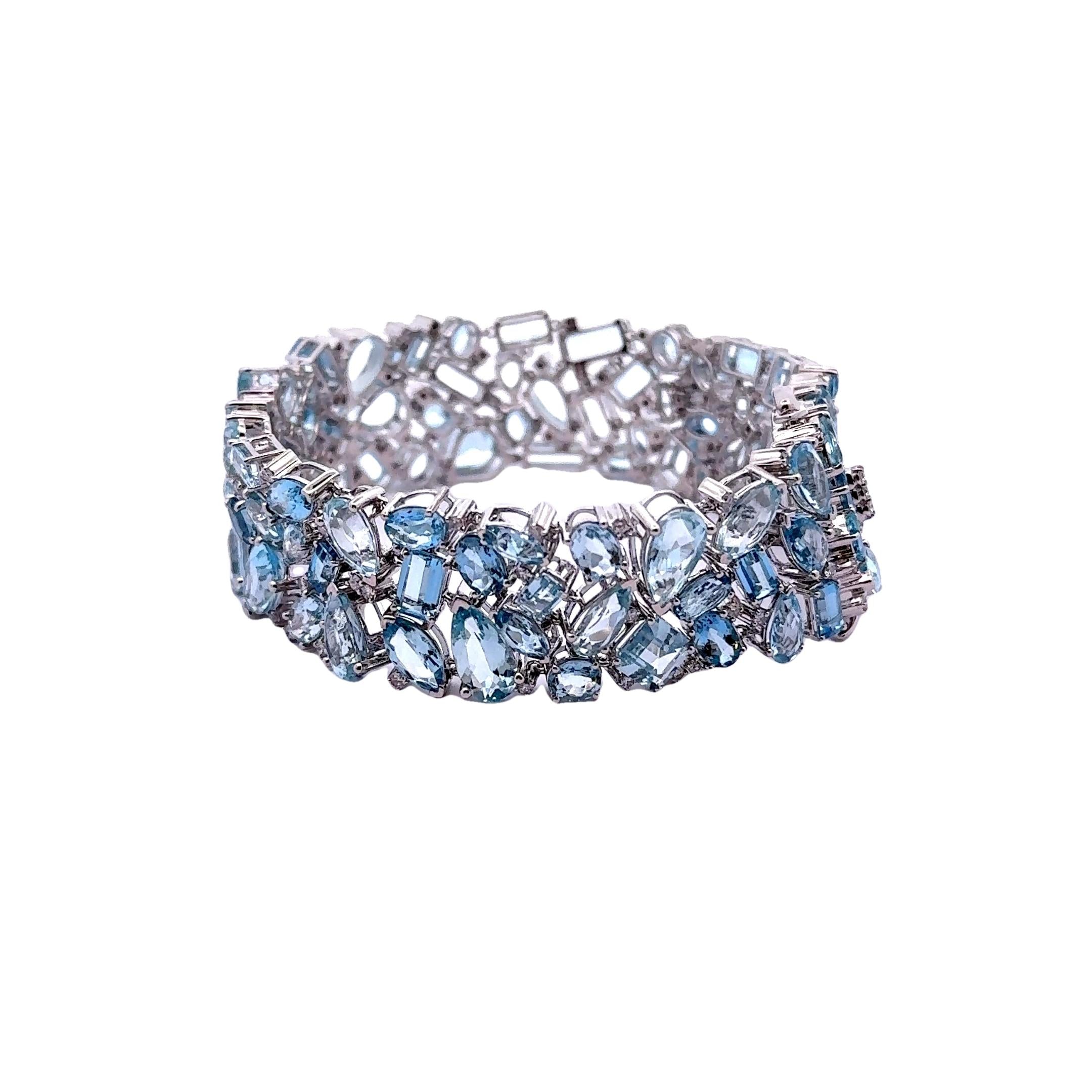 44.70 Carats Aquamarine Diamond 14k White Gold Cluster Bracelet