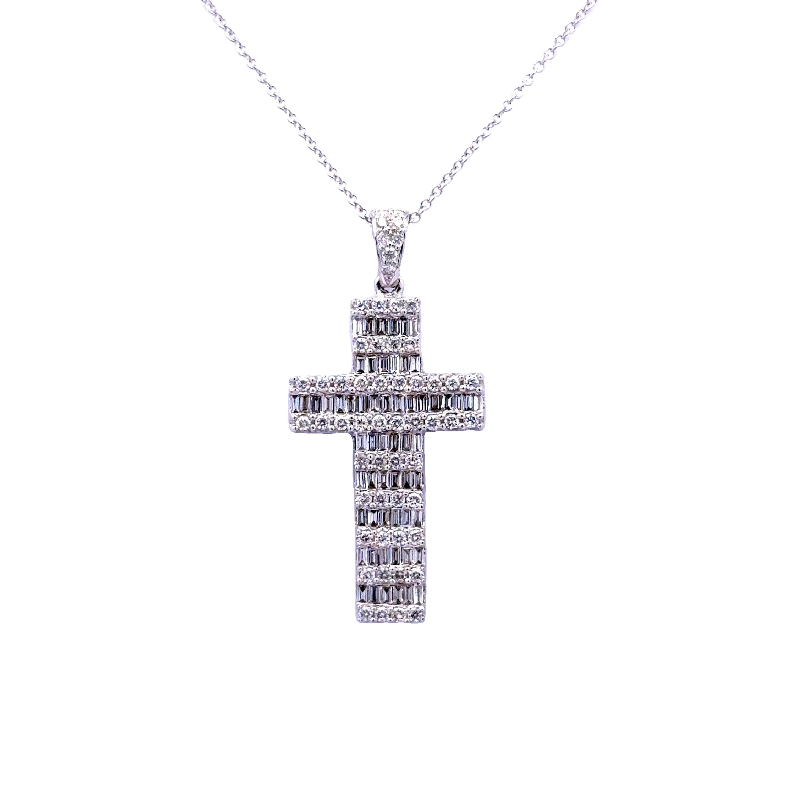18k White Gold Diamond Cross Pendant Necklace