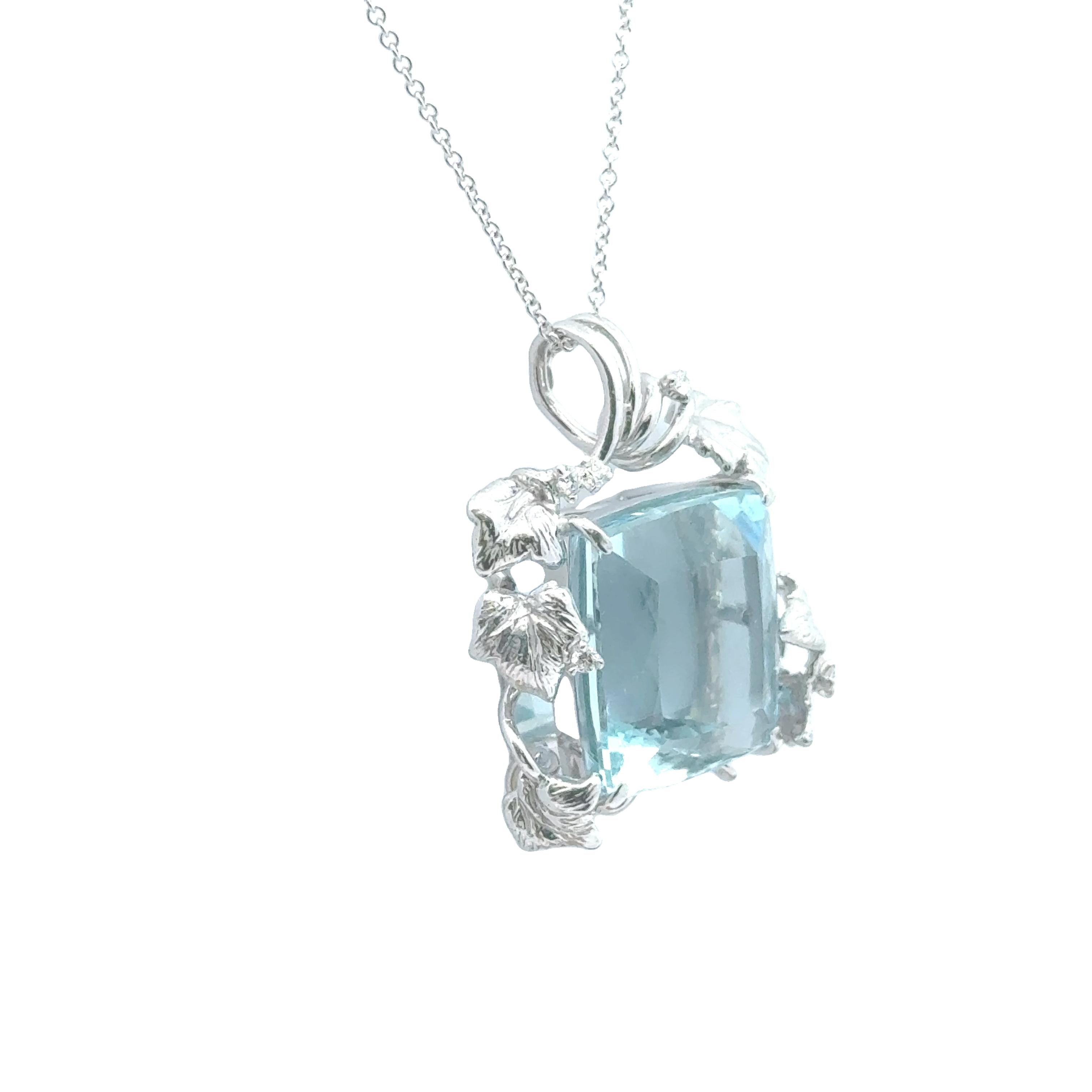 24.56 Carat Aquamarine Diamond 18k White Gold Pendant Necklace