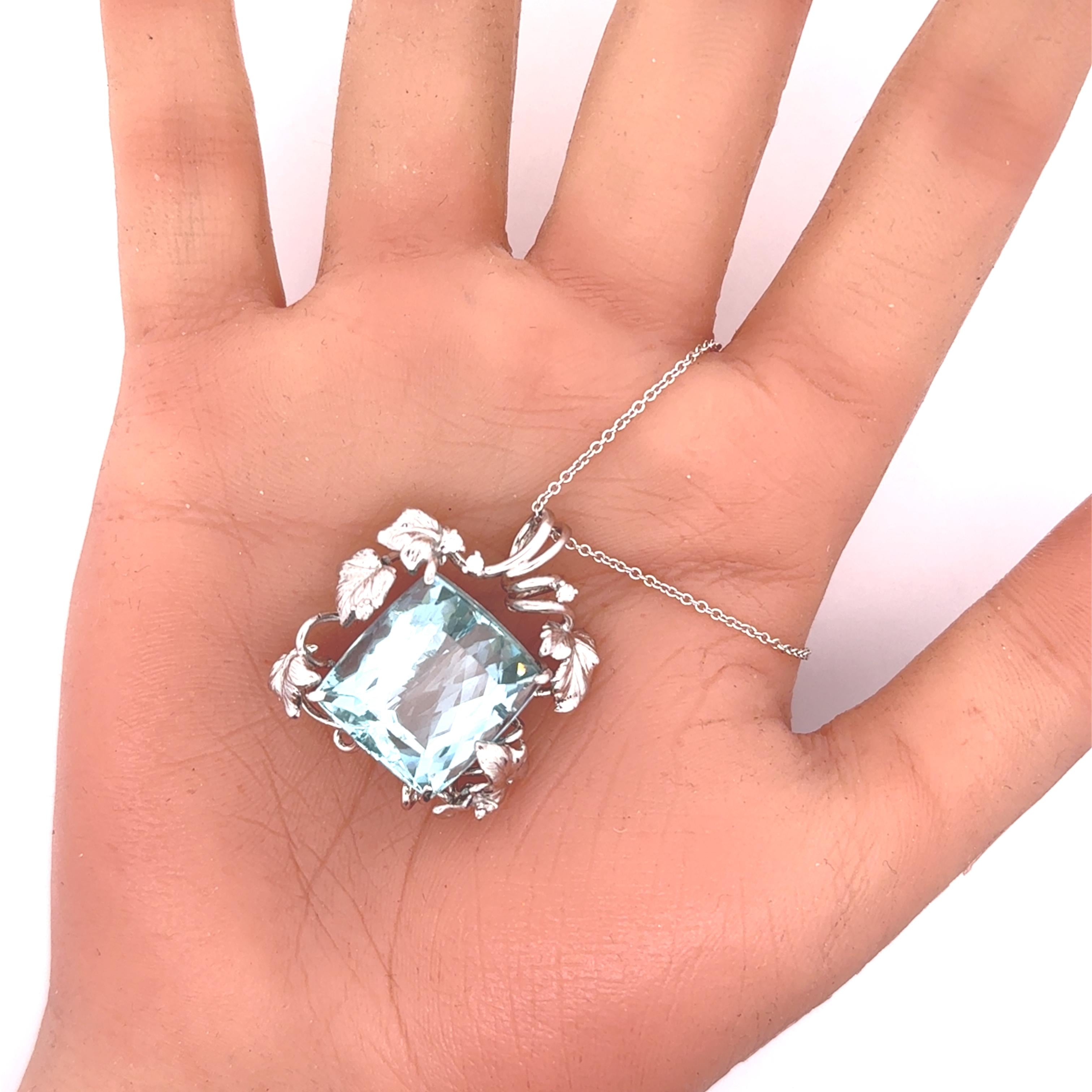 24.56 Carat Aquamarine Diamond 18k White Gold Pendant Necklace