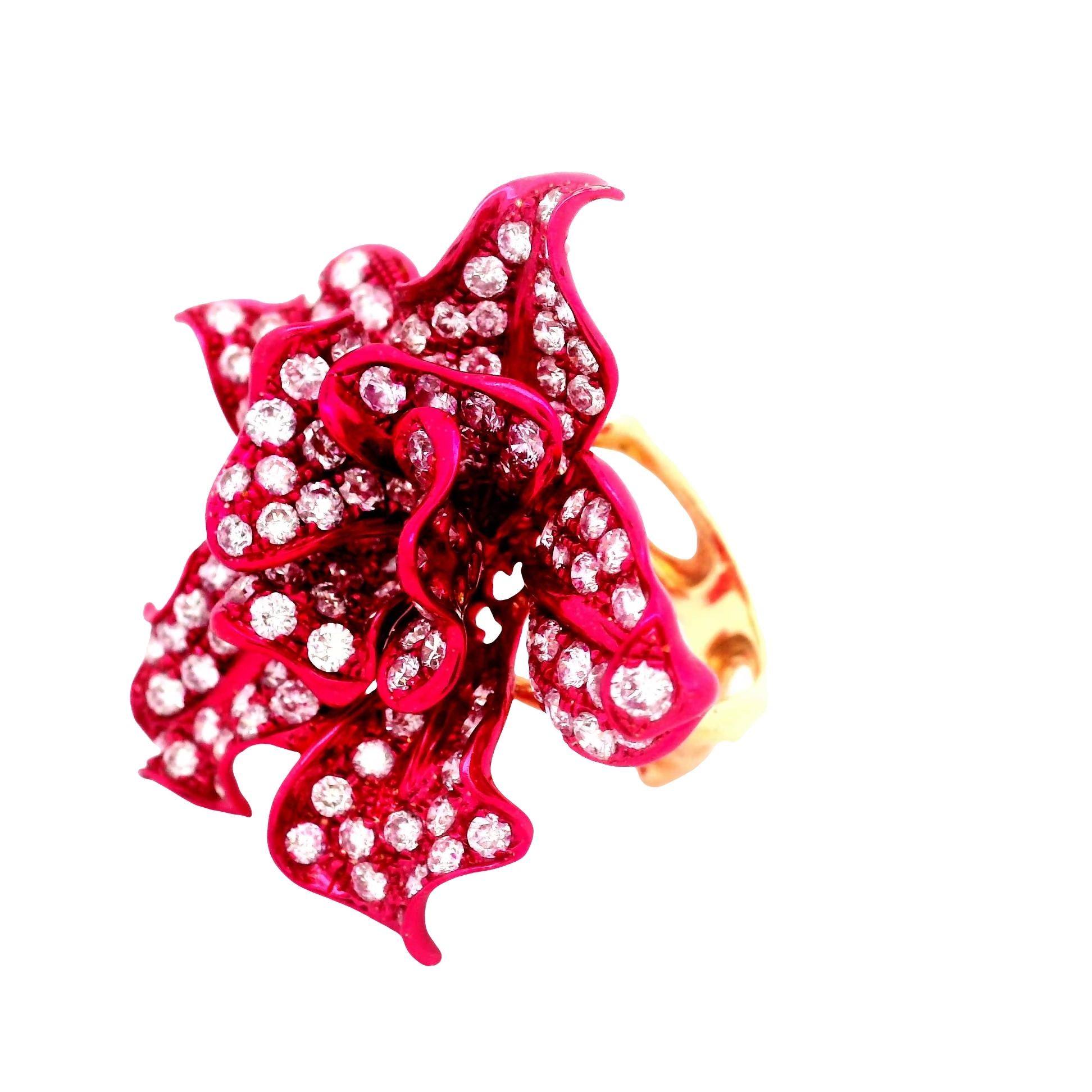 Diamond 18K Gold Red-Rhodium Flower Cocktail Ring