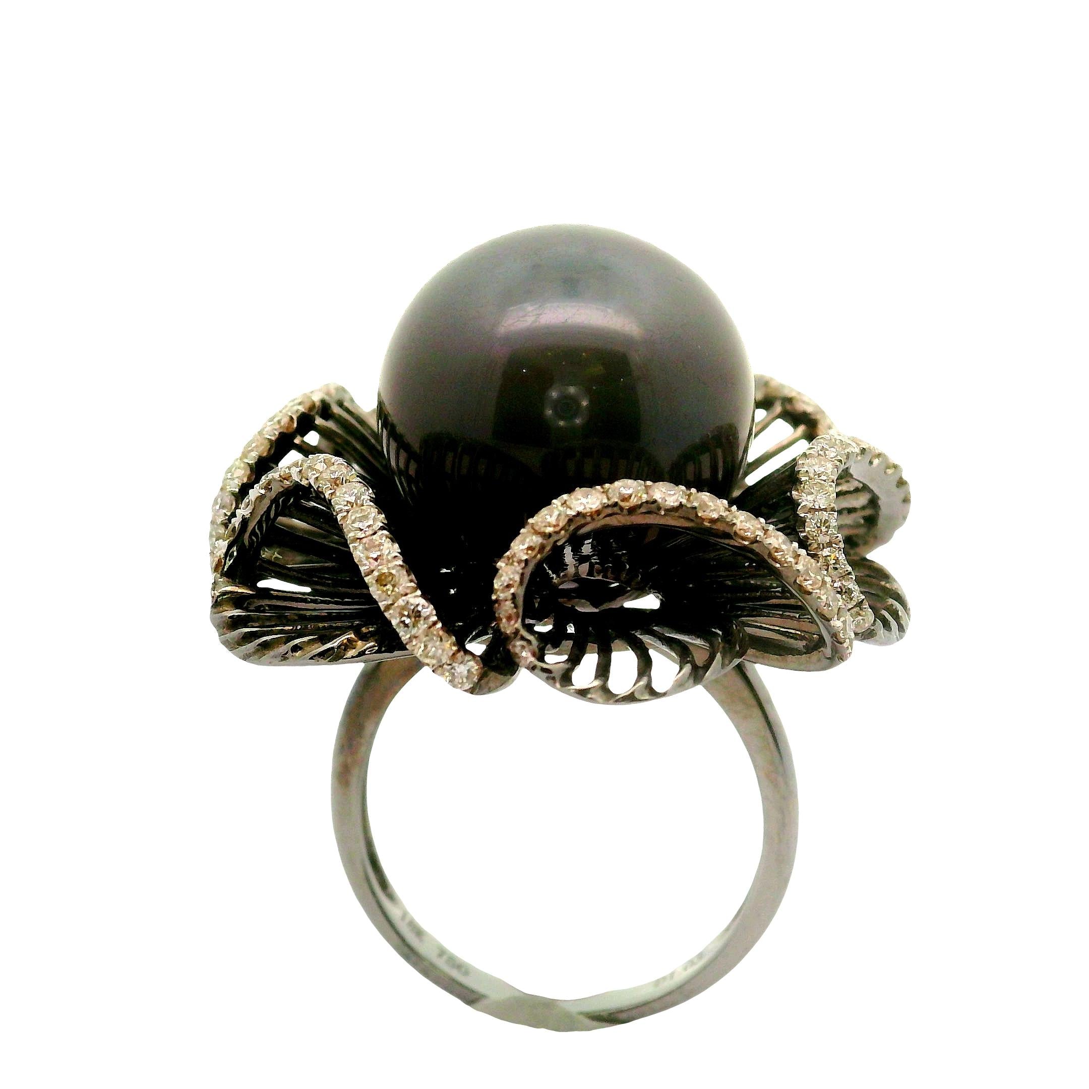 15.5mm Tahitian Pearl Diamond 18K Gold Flower Ring