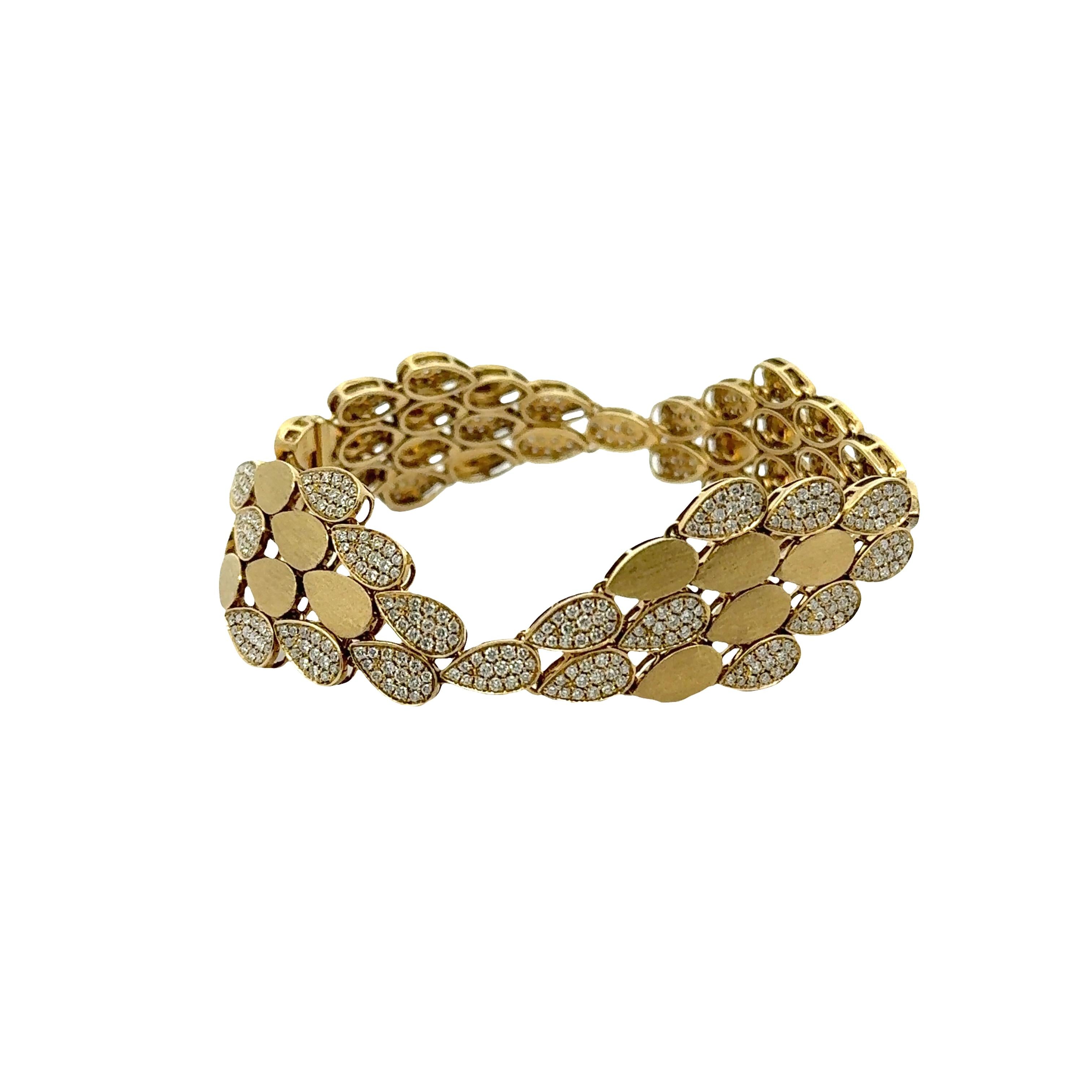 Modern Diamond 18k Yellow Gold Link Bracelet