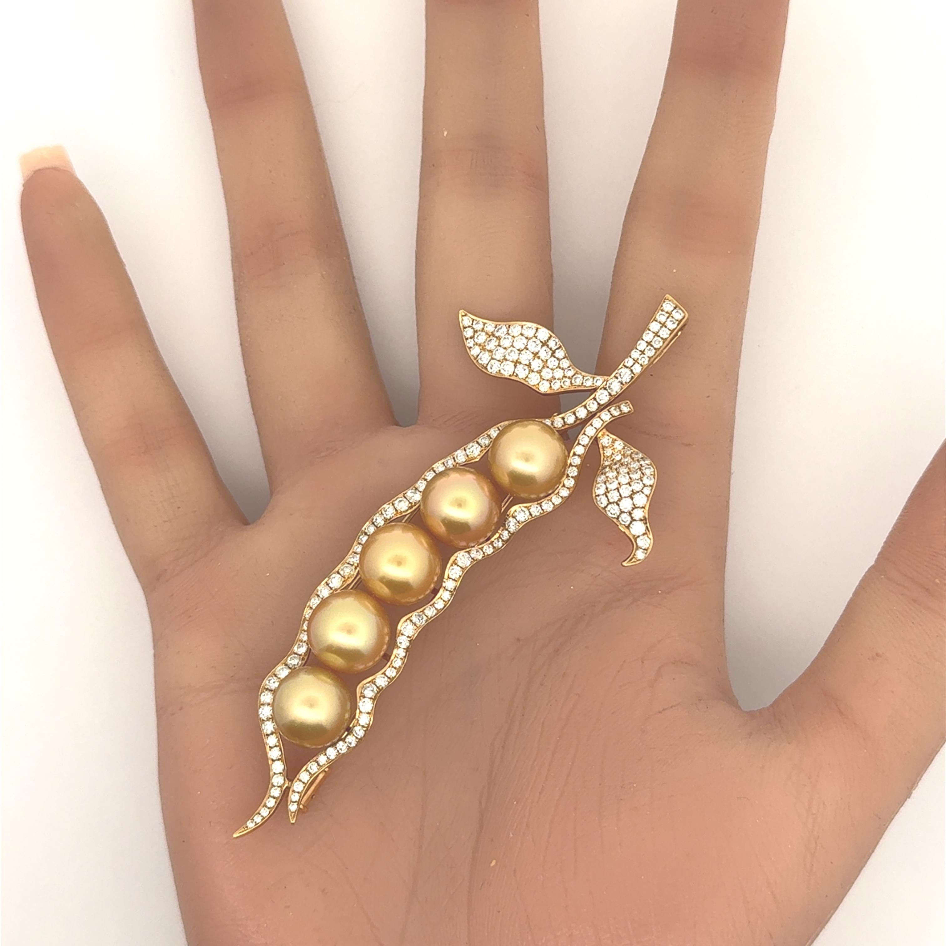 Golden South Sea Pearl Diamond 18K Yellow Gold Pea Pod Brooch-Pendant