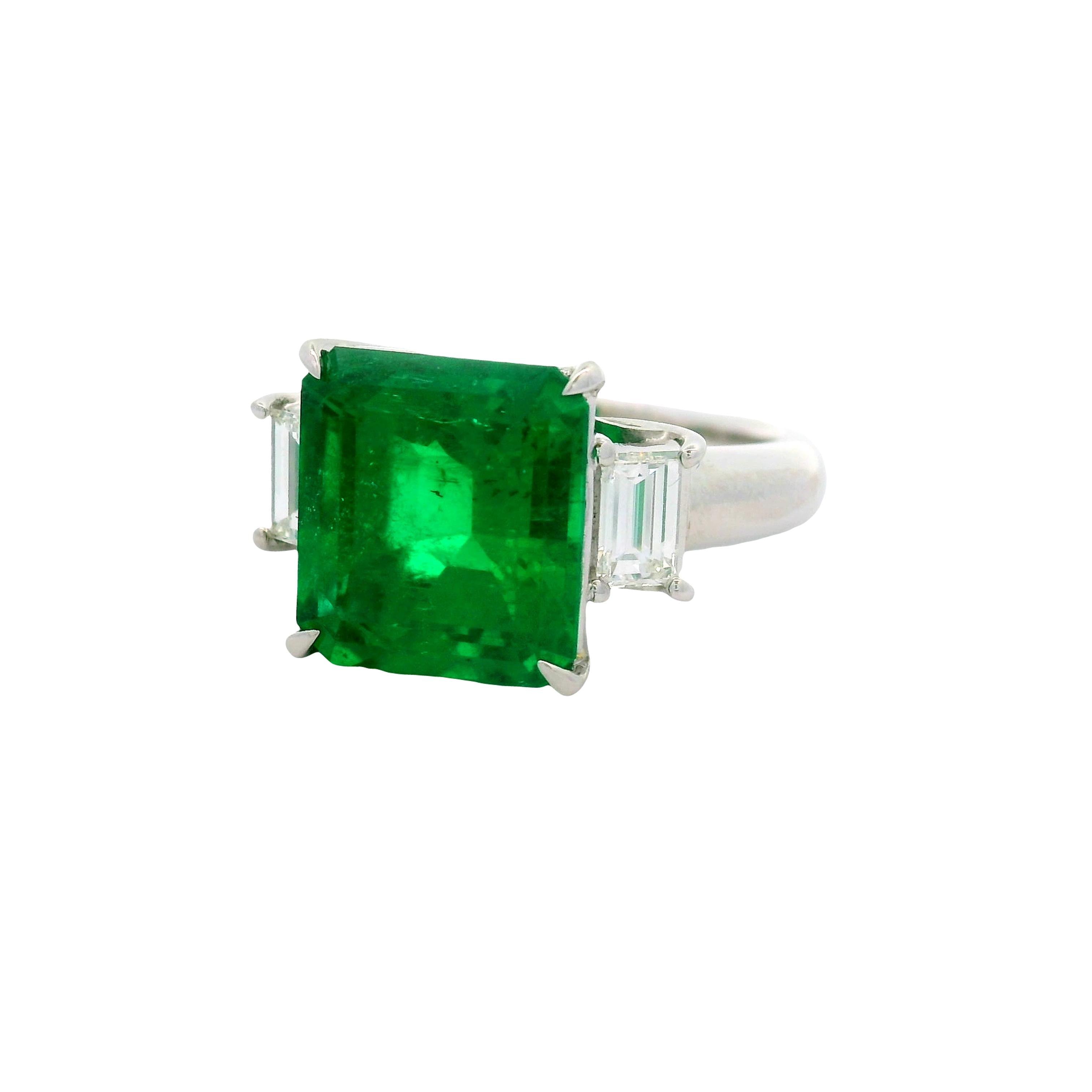 Superb 4.80 Carat “Old-Mine” Columbian Emerald Diamond Platinum Ring, GRS Cert