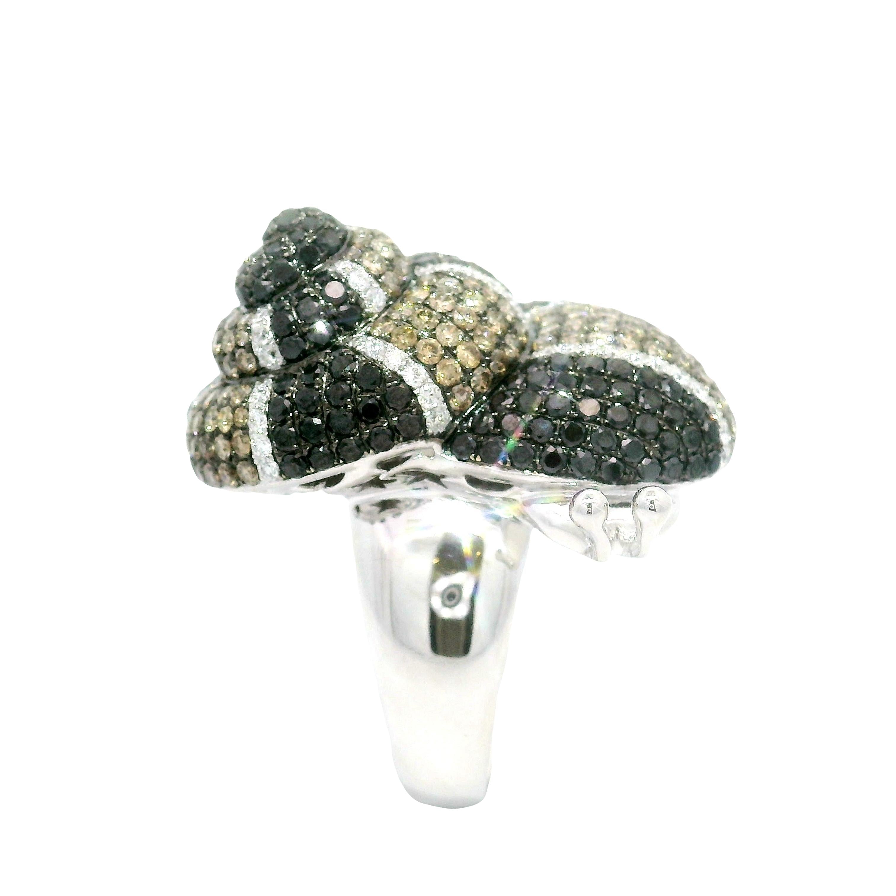 Diamond Pave 18k White Gold Snail Cocktail Ring