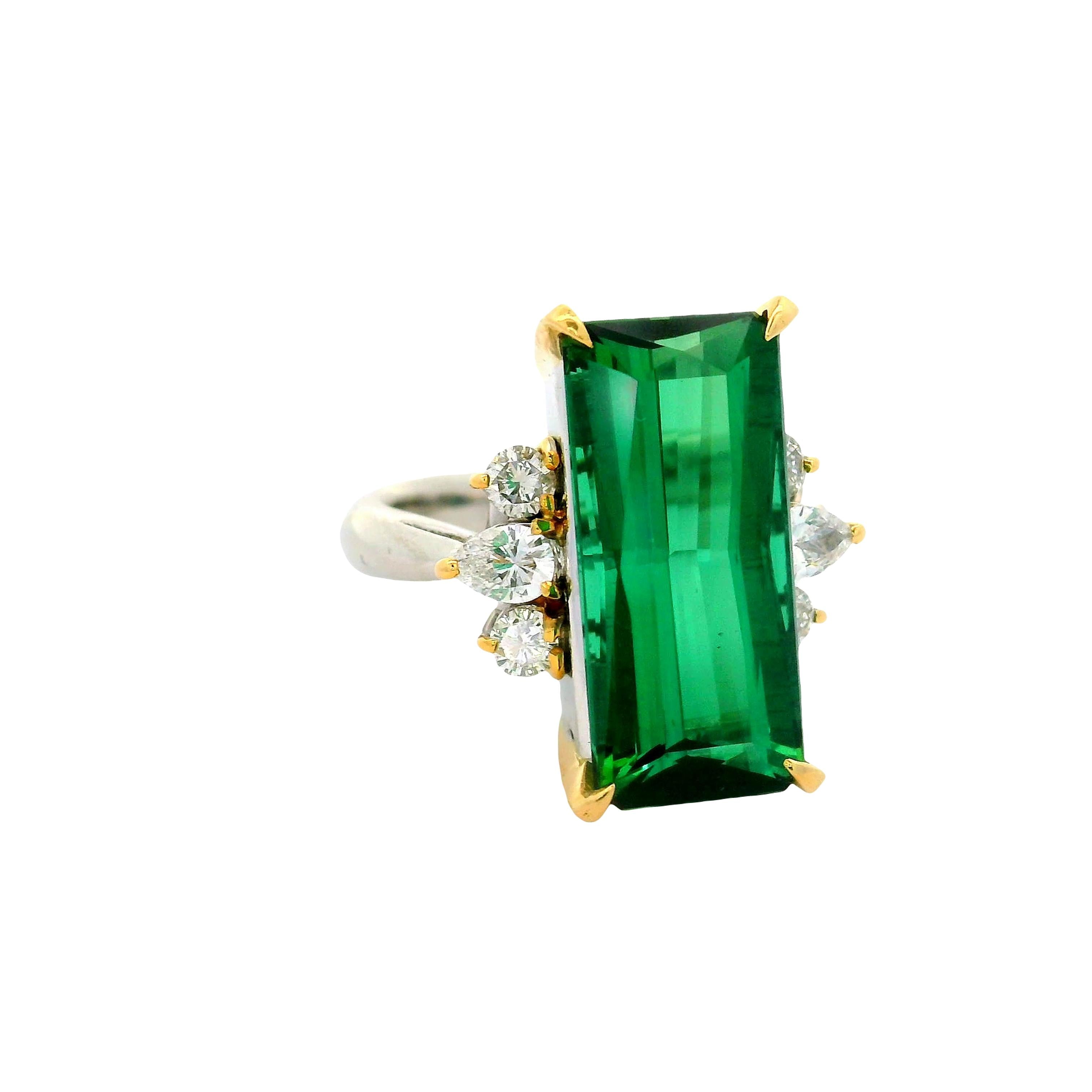 9.68 Carat Green Tourmaline Diamond Platinum 18K Yellow Gold Ring