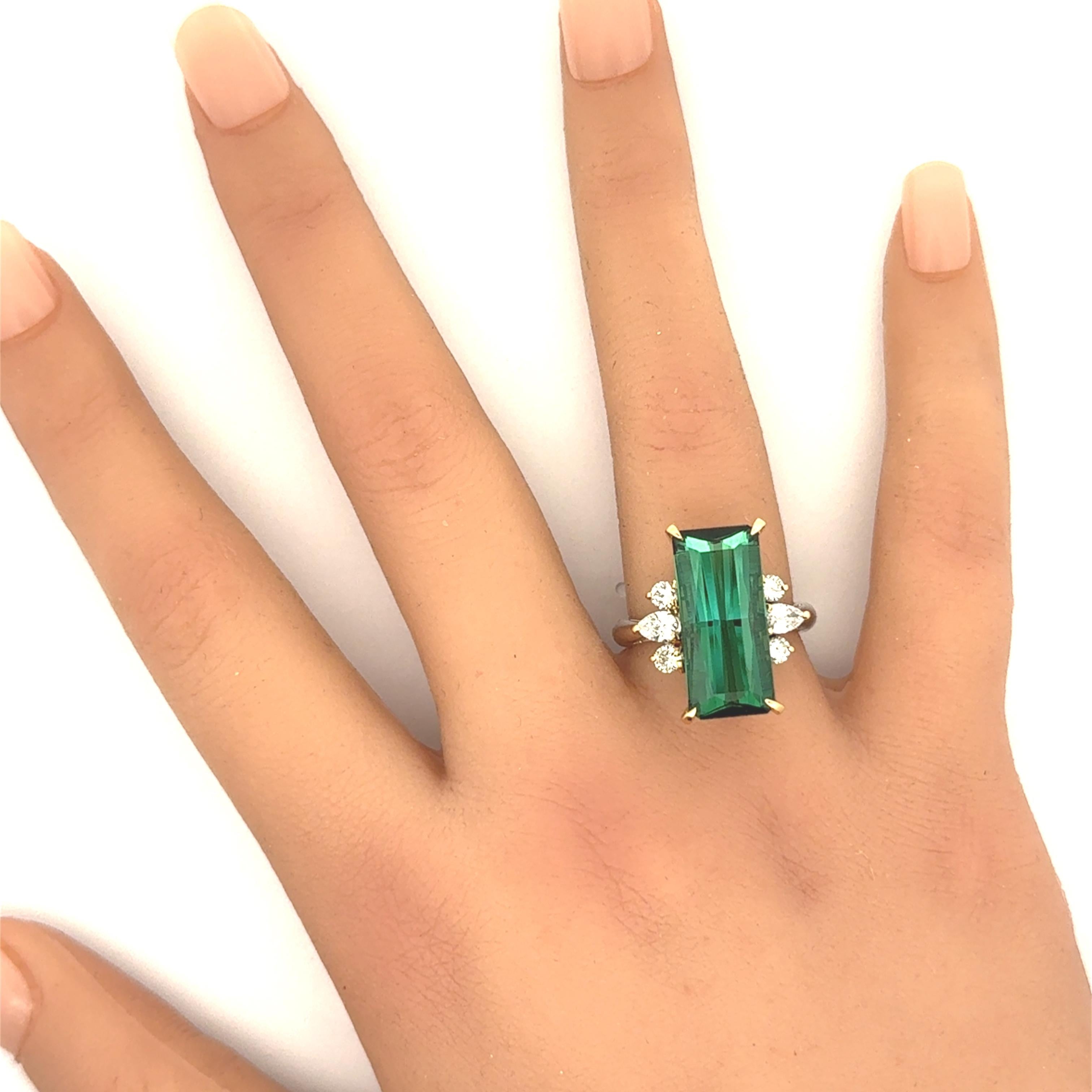 9.68 Carat Green Tourmaline Diamond Platinum 18K Yellow Gold Ring