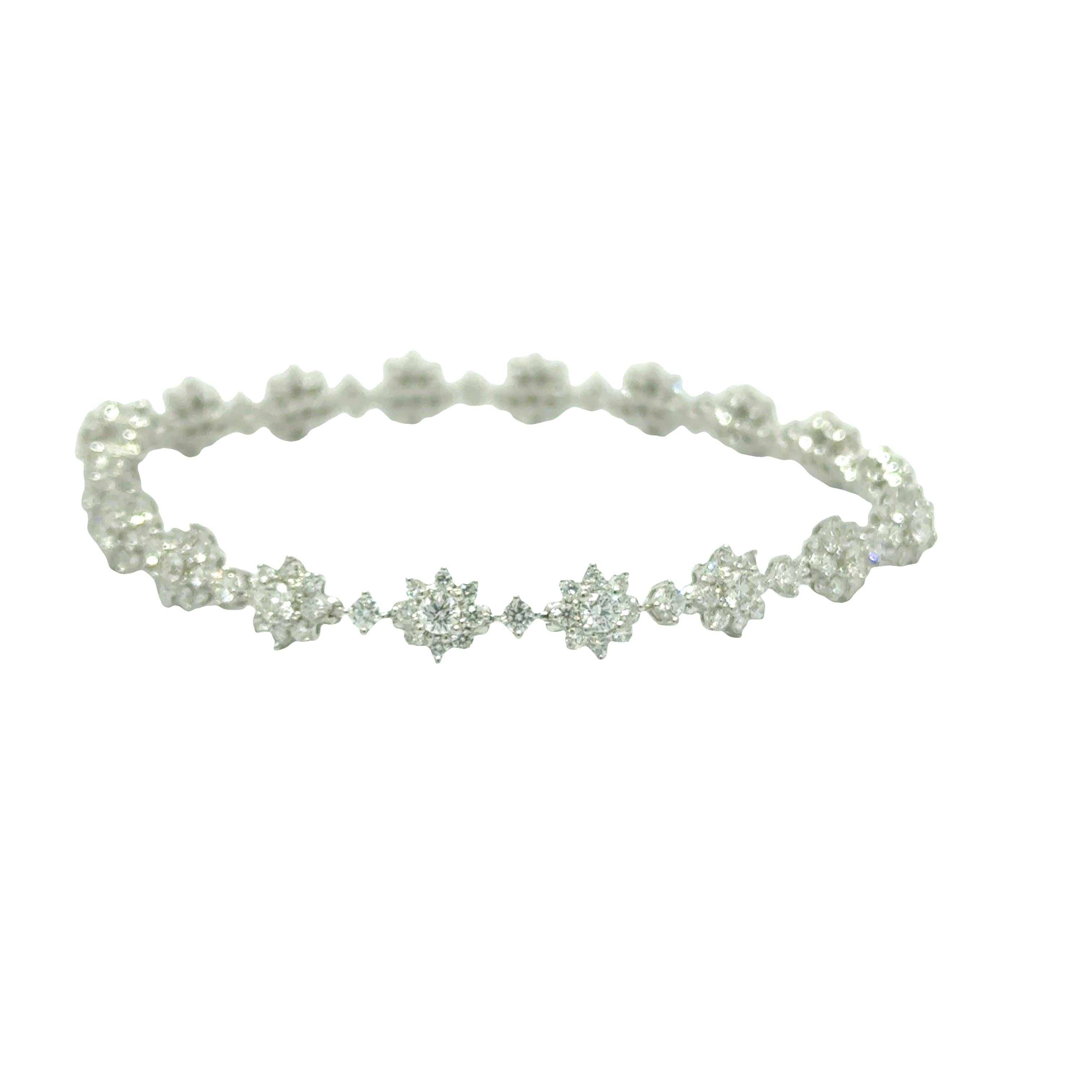 Diamond 18K White Gold Star-Halo Tennis Bracelet