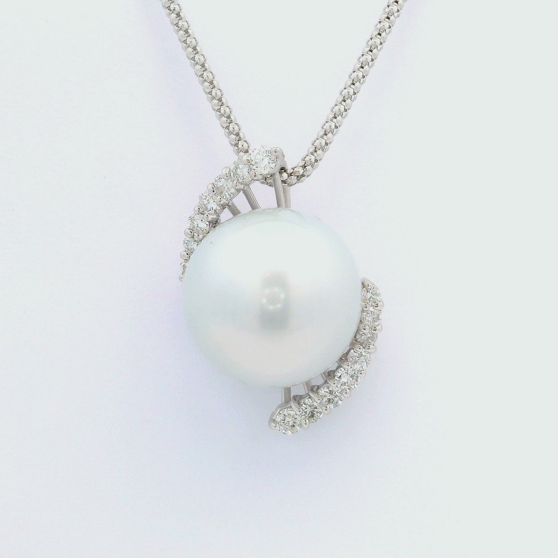 15.5MM South Sea Pearl Diamond 18k White Gold Pendant Chain