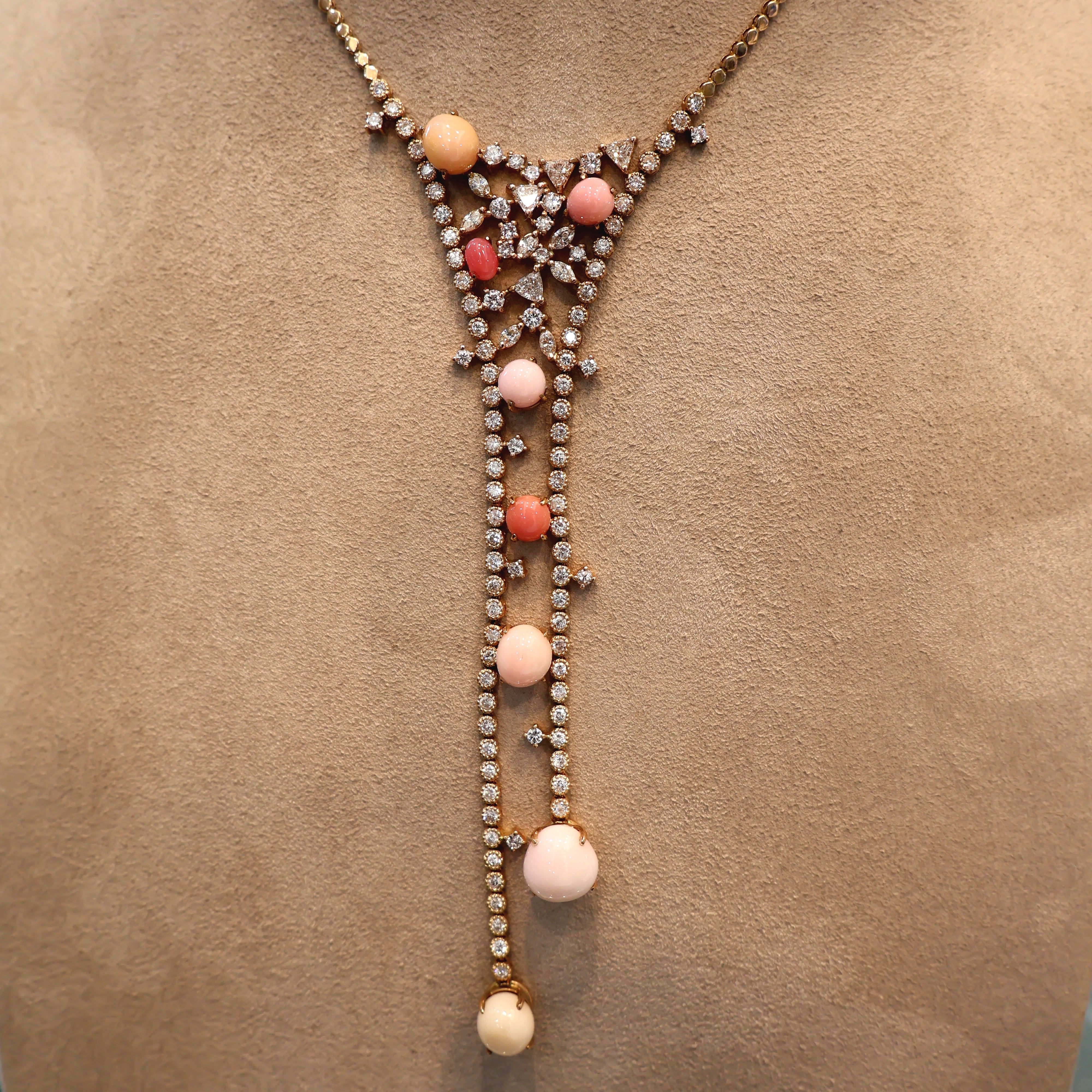 Conch Pearl Diamond Gold Necklace