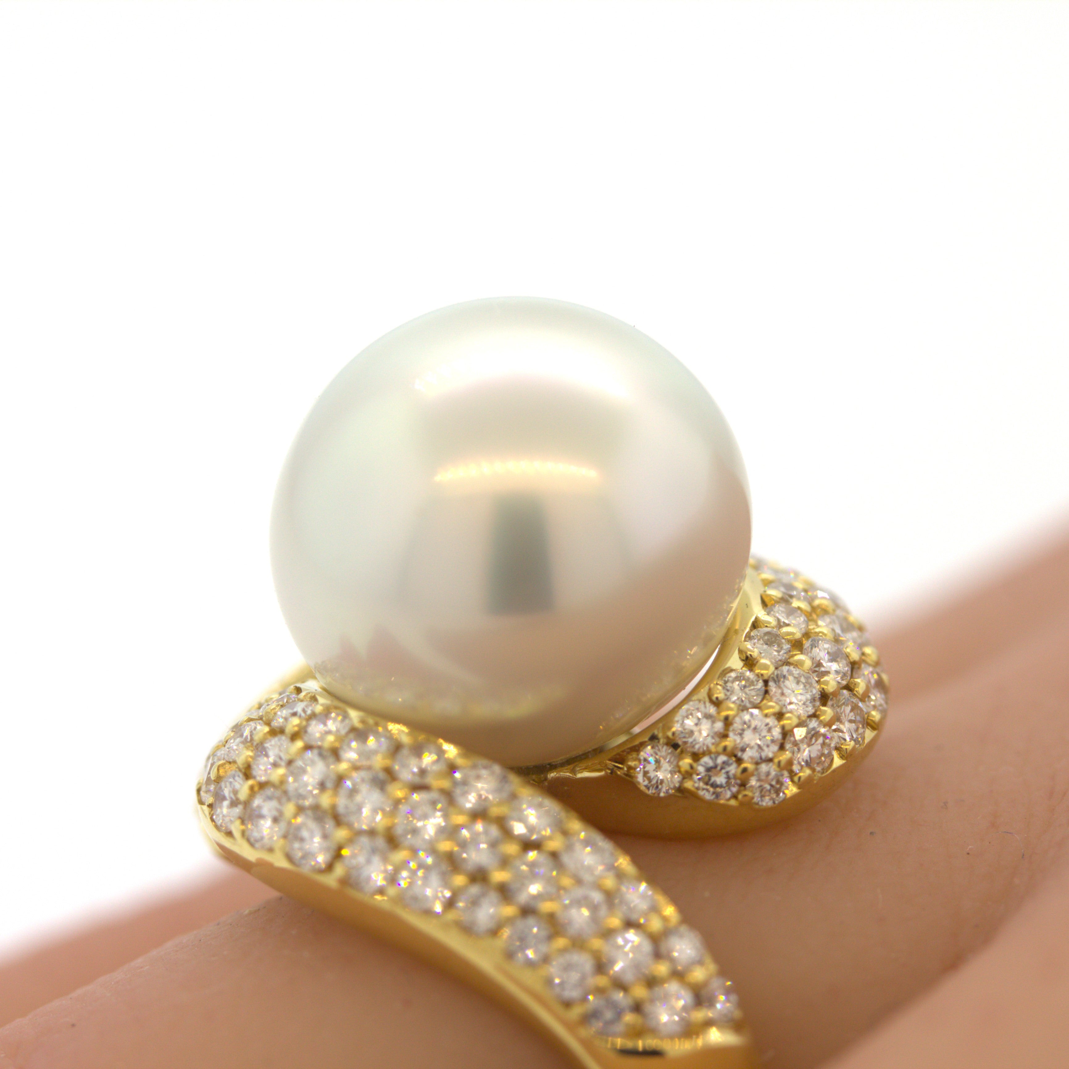 14mm South Sea Pearl Diamond Gold Ring
