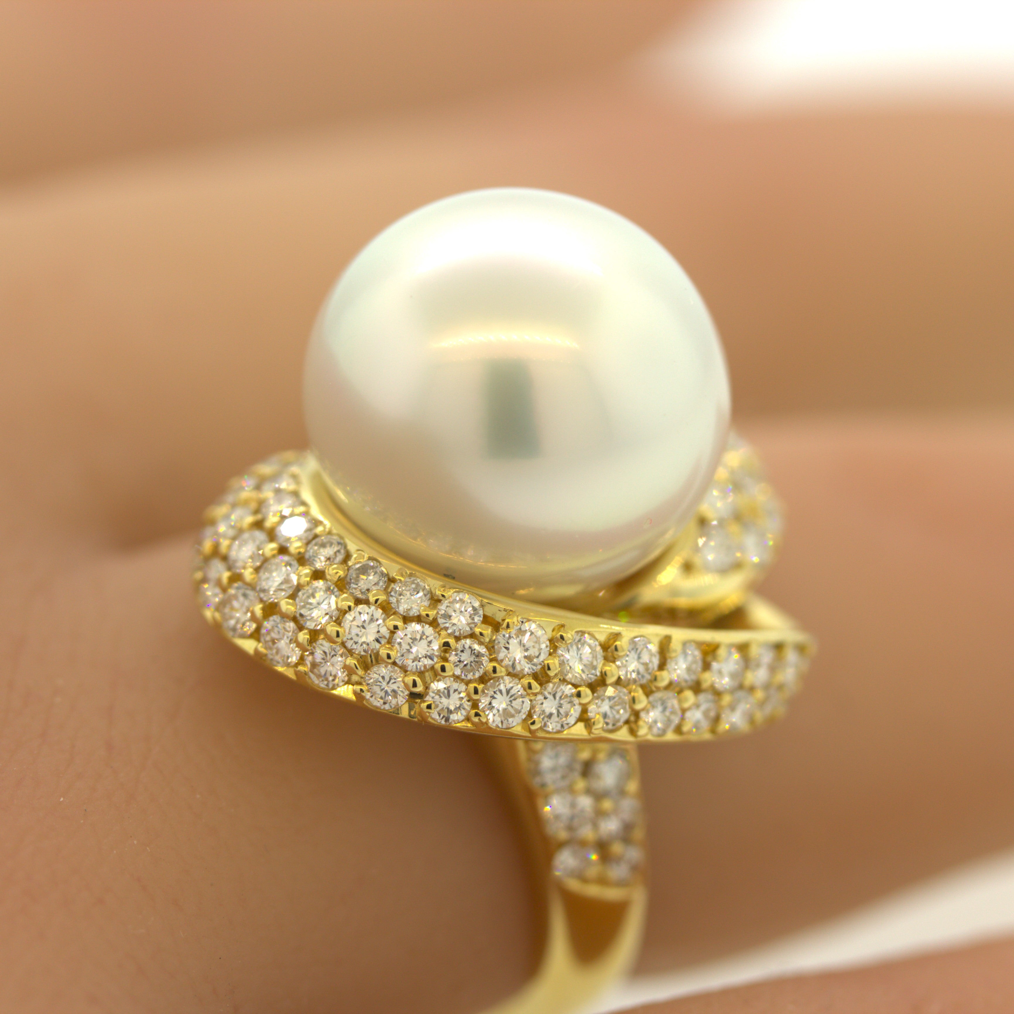14mm South Sea Pearl Diamond Gold Ring