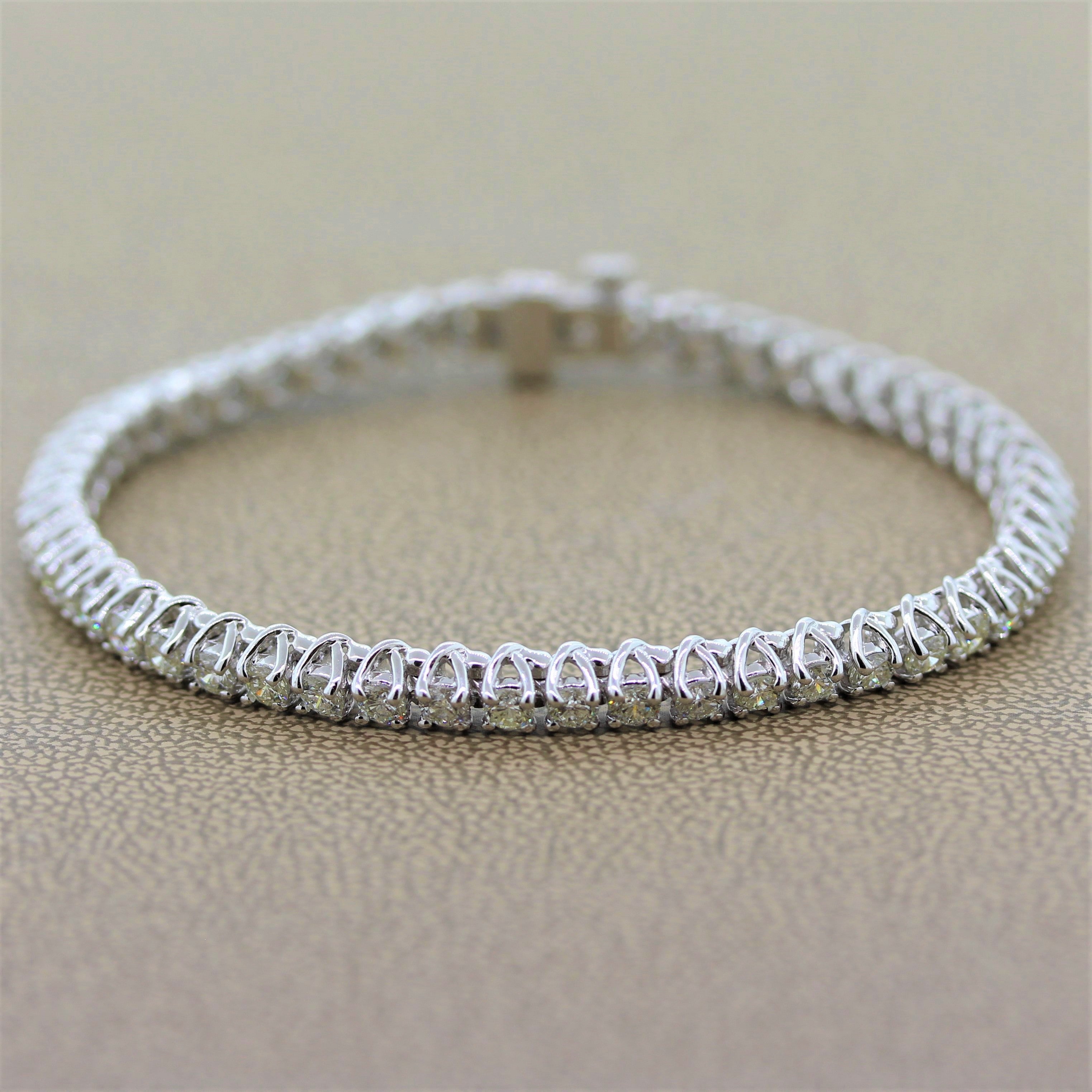 Classic Diamond Gold Tennis Bracelet
