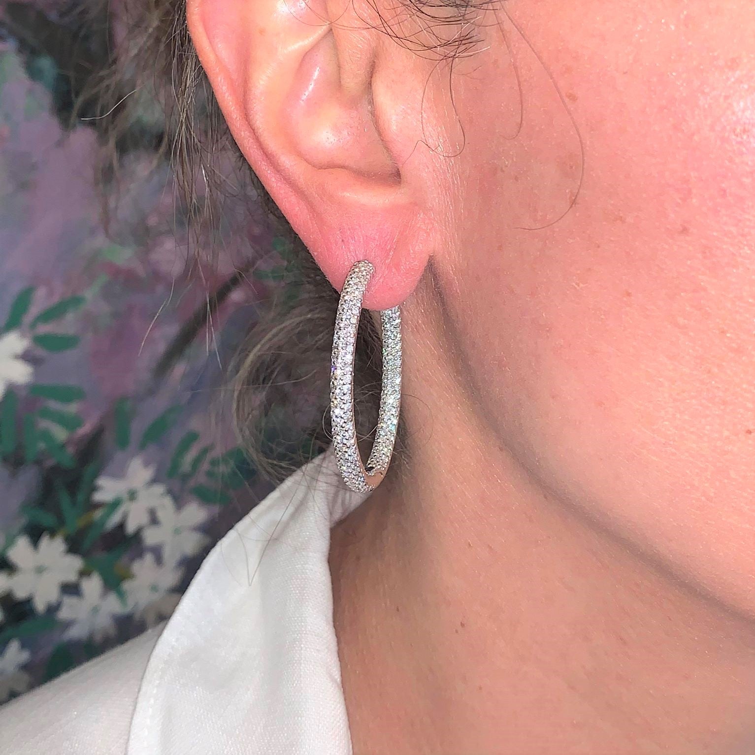 Diamond Pavé Gold Oval Hoop Earrings