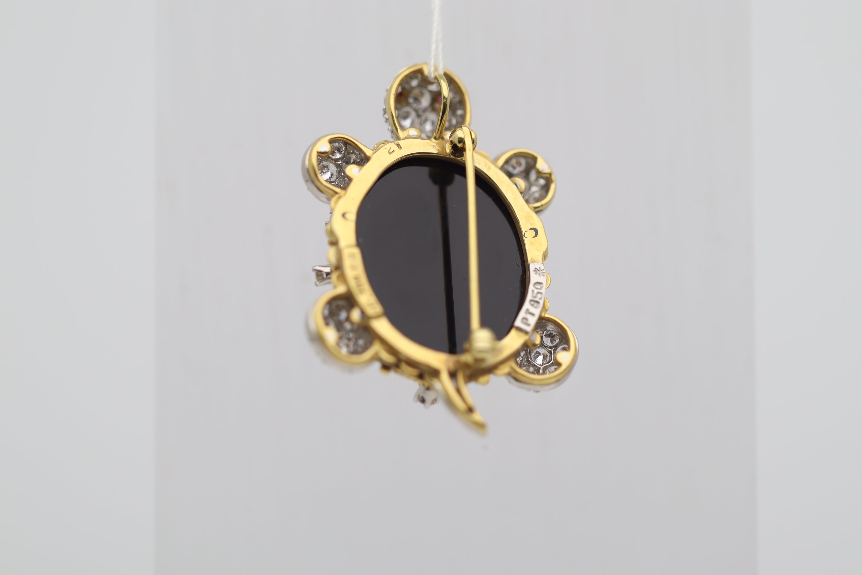 Diamond Onyx Gold & Platinum Sea-Turtle Pendant Brooch