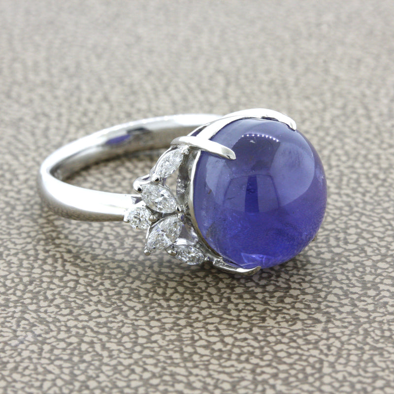20.38 Carat Color-Change Star Sapphire Diamond Platinum Ring