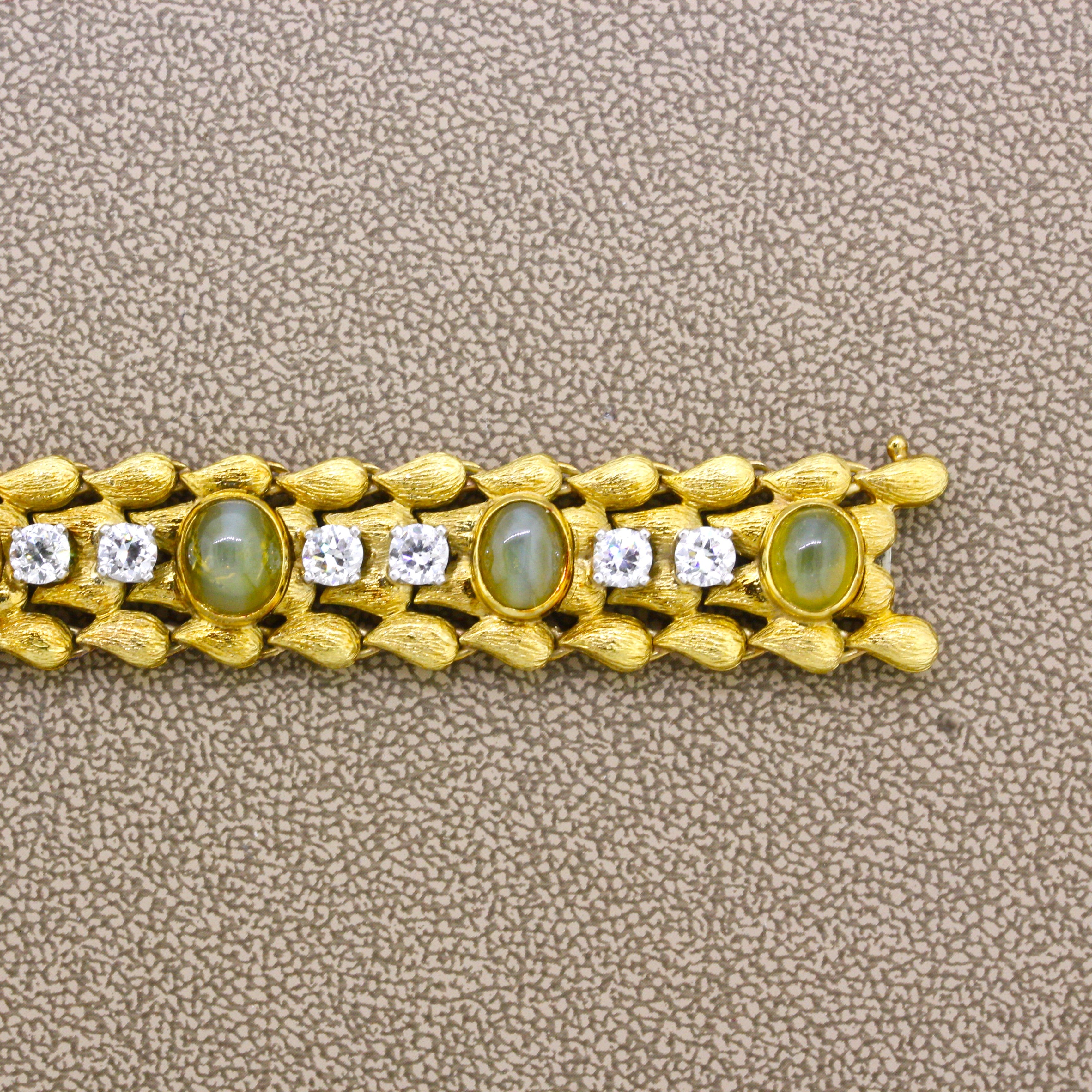 Julius Cohen Cats Eye Chrysoberyl Diamond Gold Bracelet
