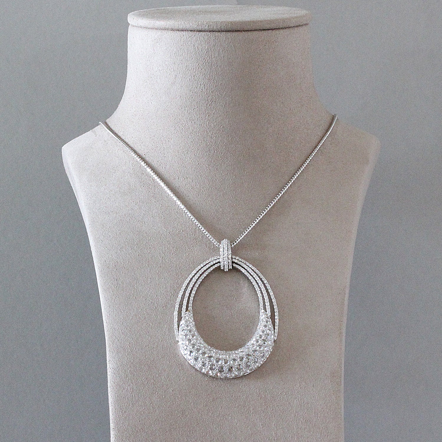 Modern Diamond Gold Pendant Necklace