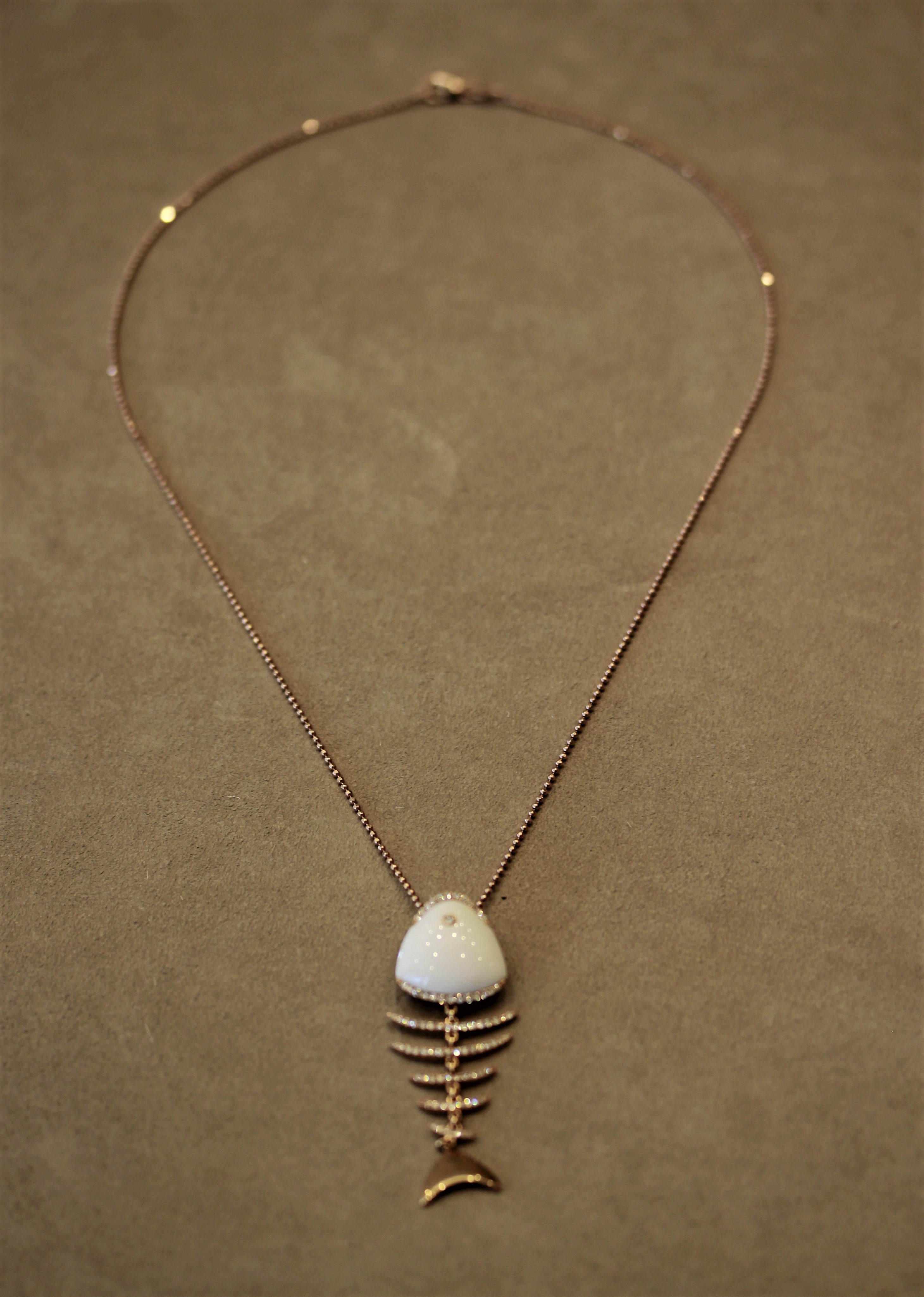 White Onyx Diamond Gold Fish-Bone Pendant Necklace