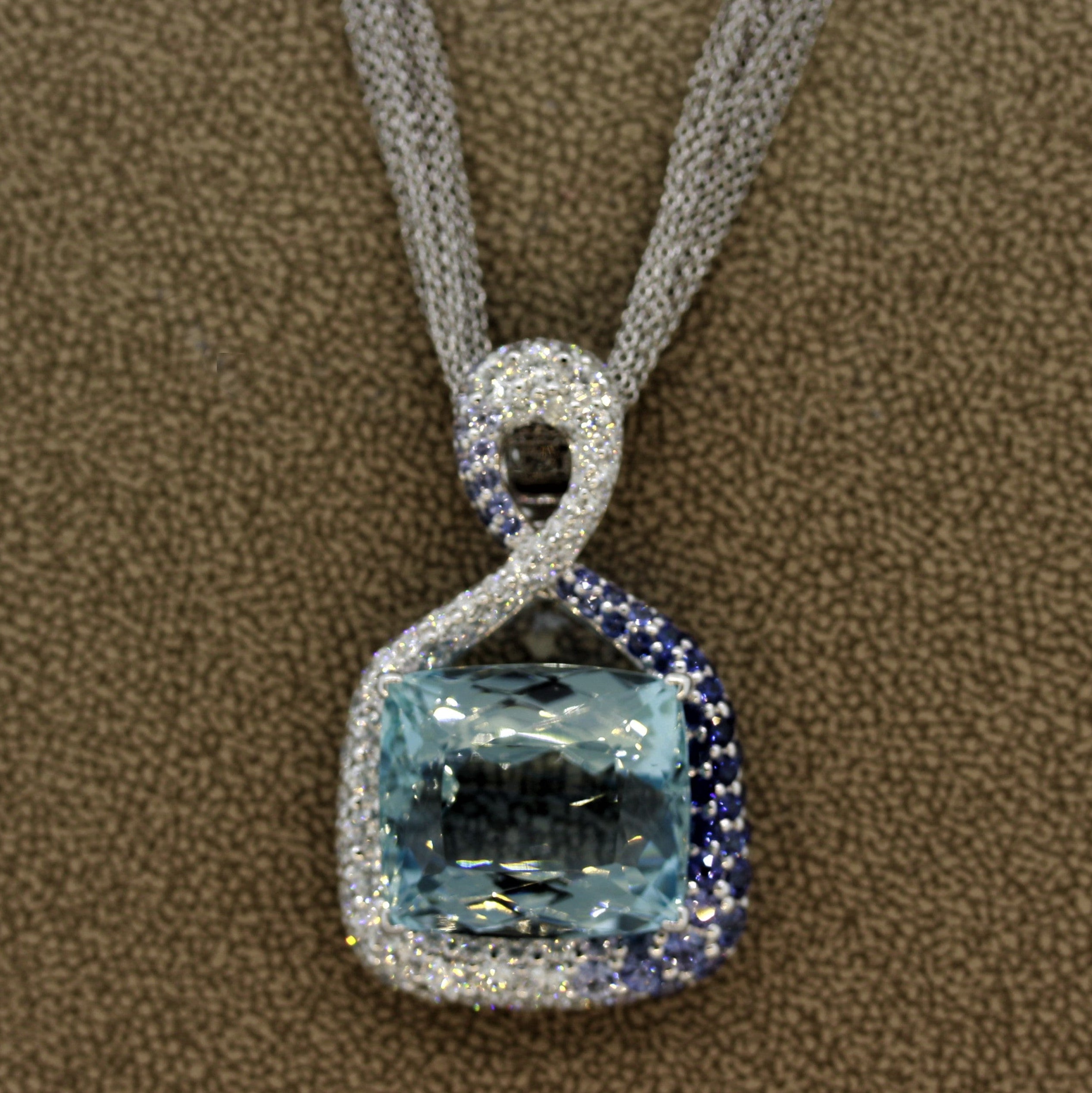 Fine Aquamarine Diamond Sapphire Gold Pendant Necklace