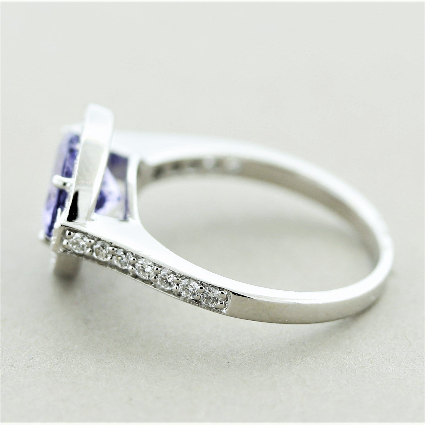 Violet Spinel Diamond Gold Ring