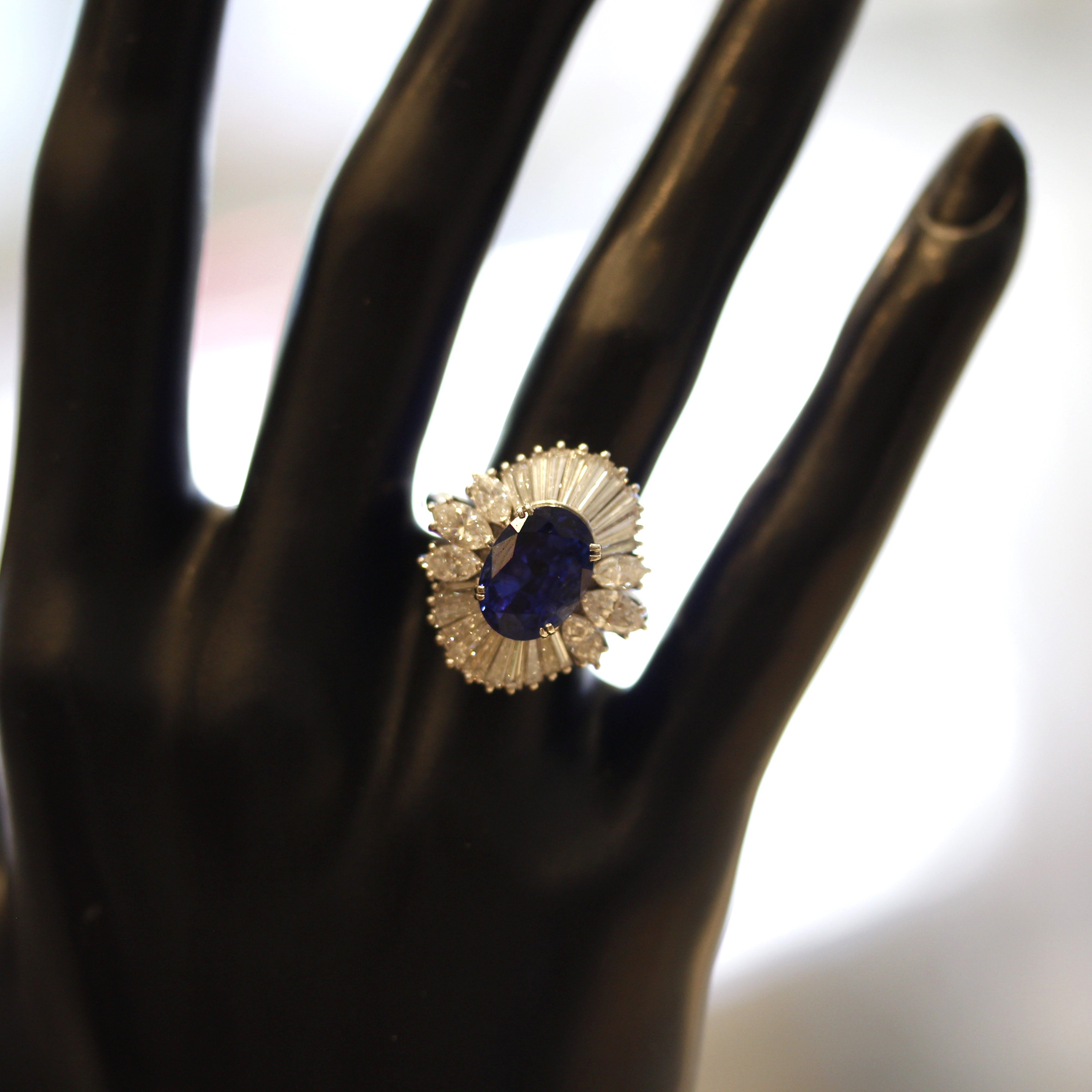 Blue Sapphire Diamond Platinum Ring, GIA Certified