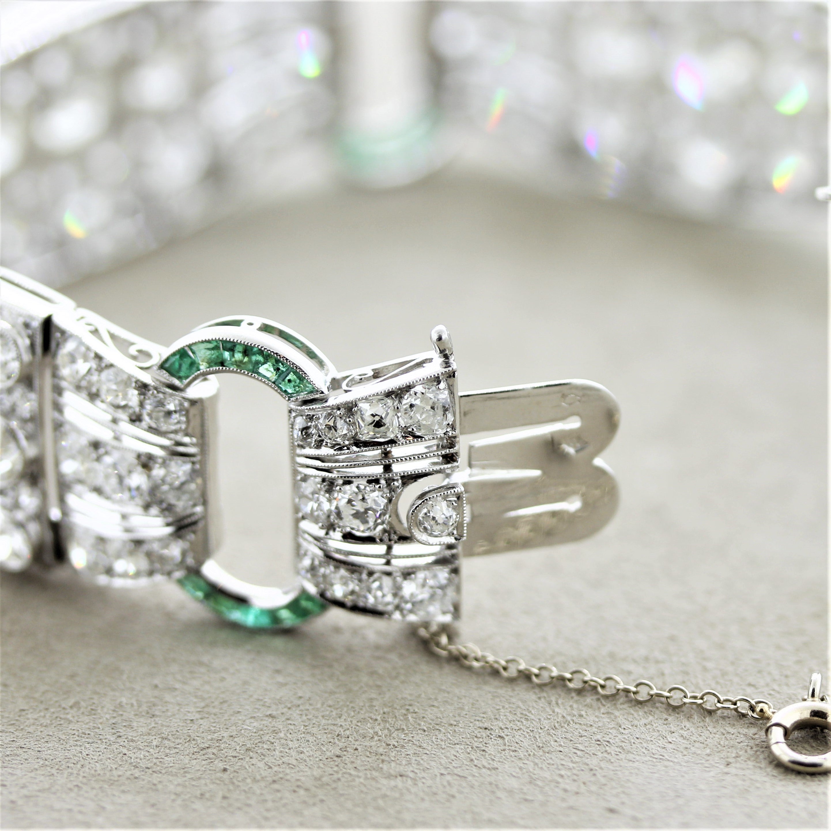 Magnificent French Art Deco Diamond Emerald Platinum Bracelet