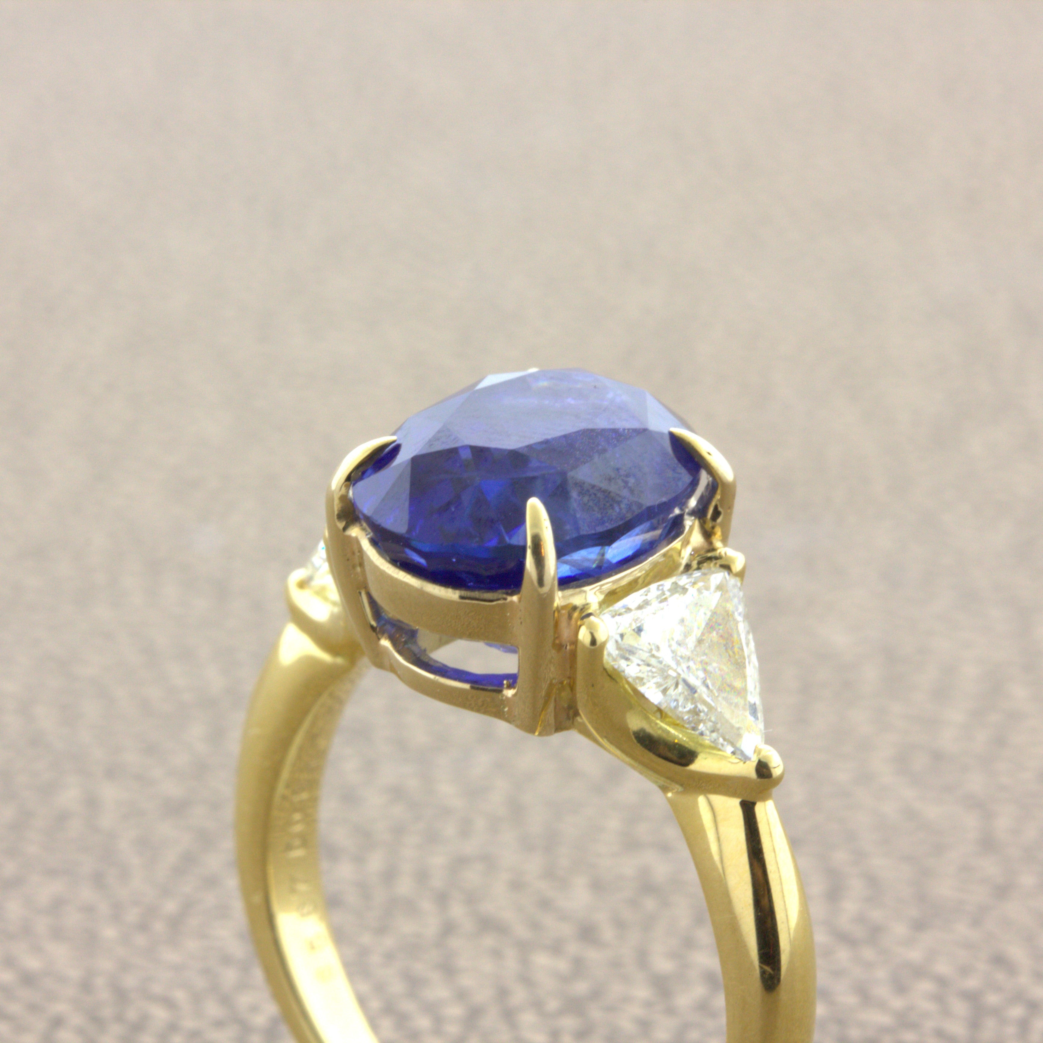 5.87 Carat Blue Sapphire Diamond 18k Yellow Gold 3-Stone Ring, GIA Certified