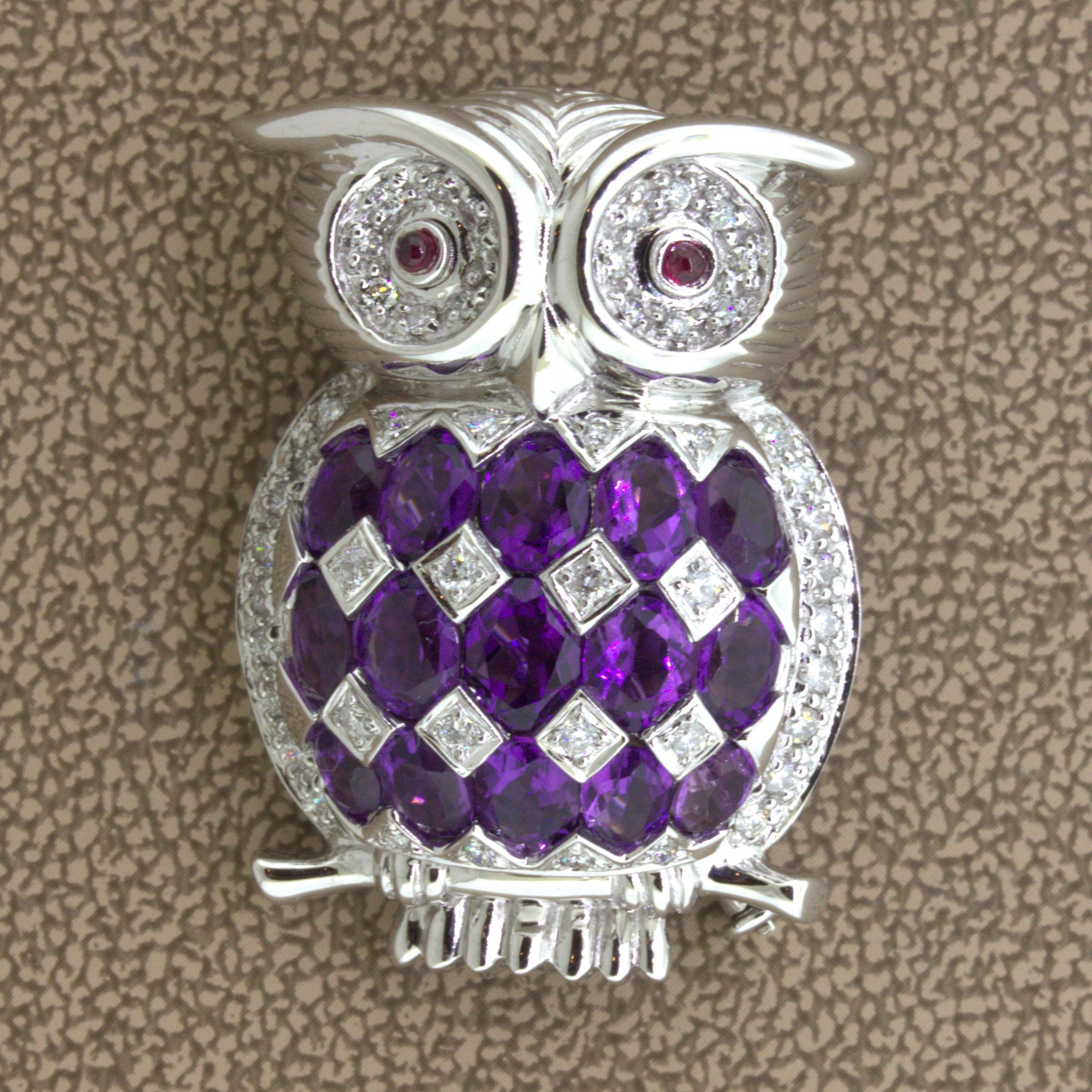Amatheyst Diamond 18k White Gold Owl Pendant Brooch