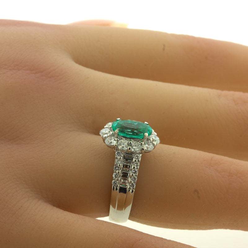 1.22 Carat Brazilian Paraiba Tourmaline Diamond Platinum Ring, GIA Certified