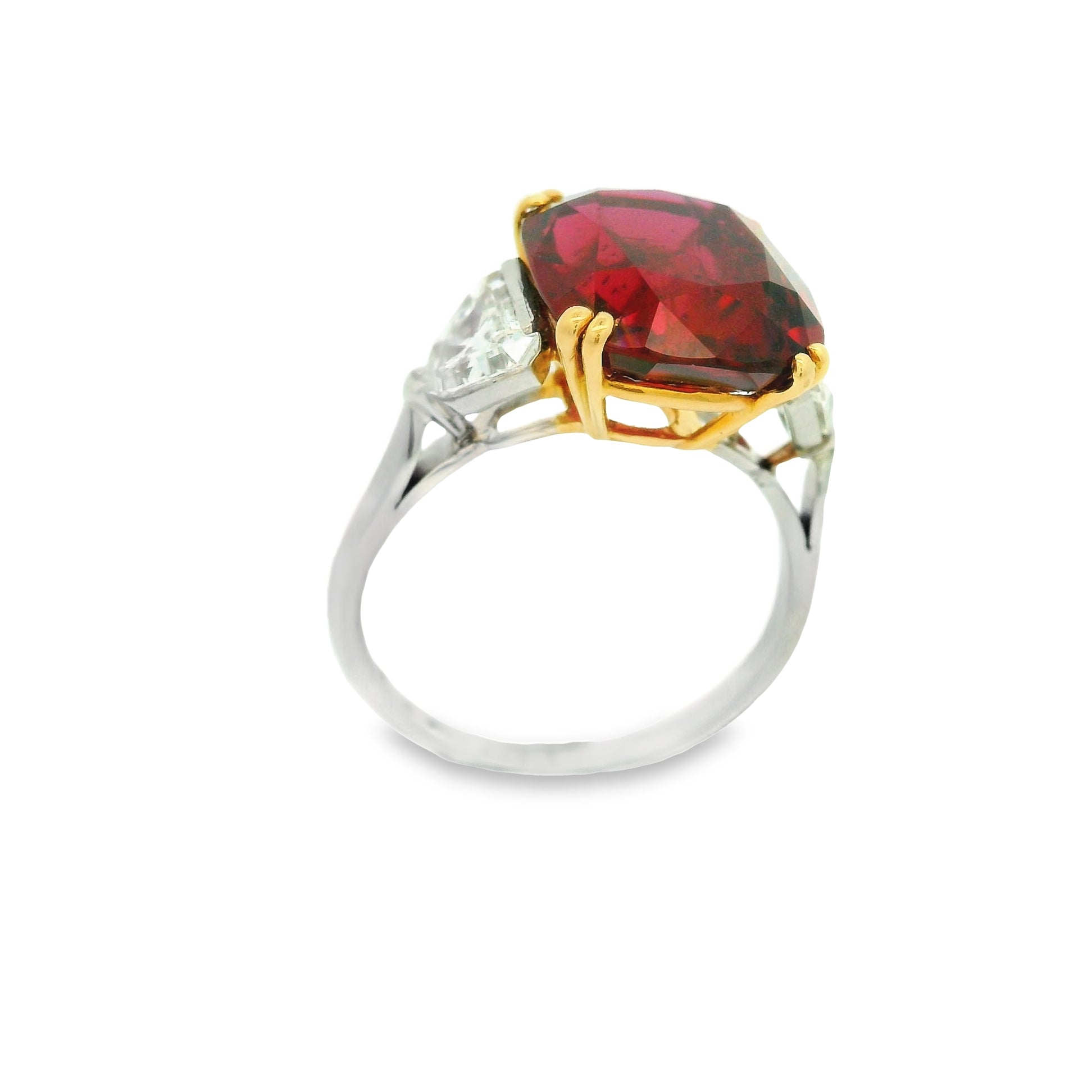 Magnificent Bvlgari 8.23 Carat Ruby Diamond Platinum & 18k Yellow Gold Ring, AGL