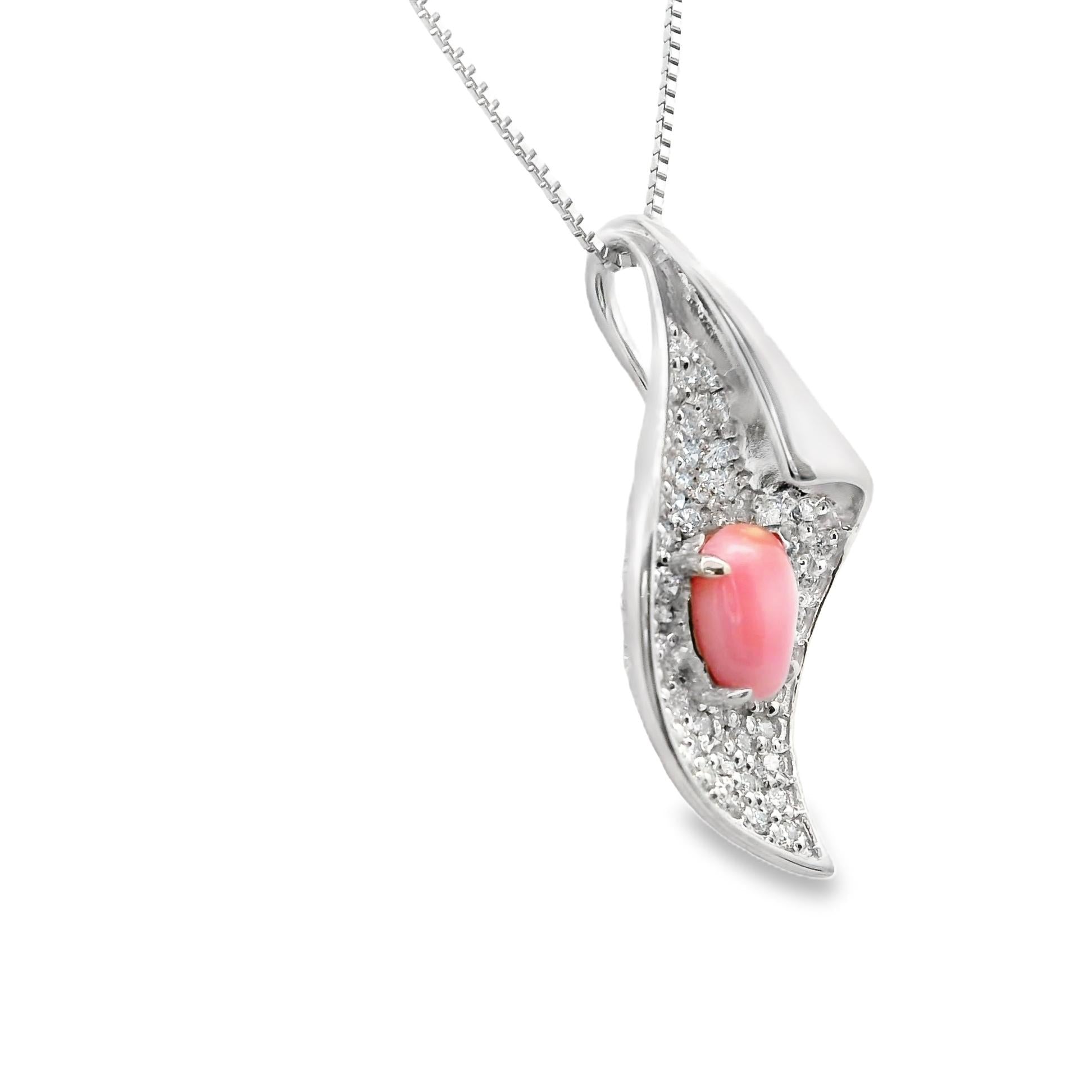 Conch Pearl Diamond Platinum Pendant