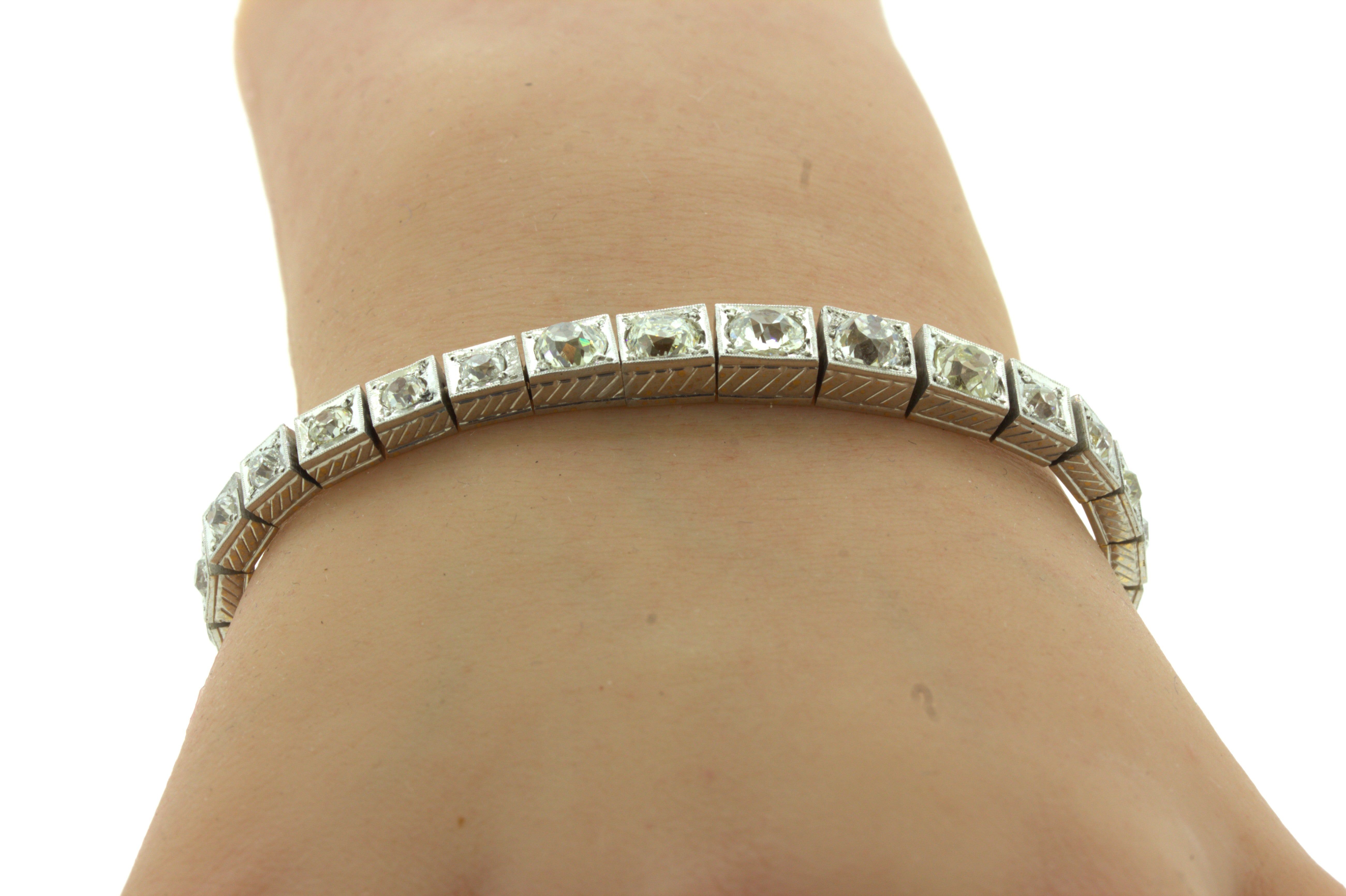 Art Deco Diamond Platinum Tennis Bracelet