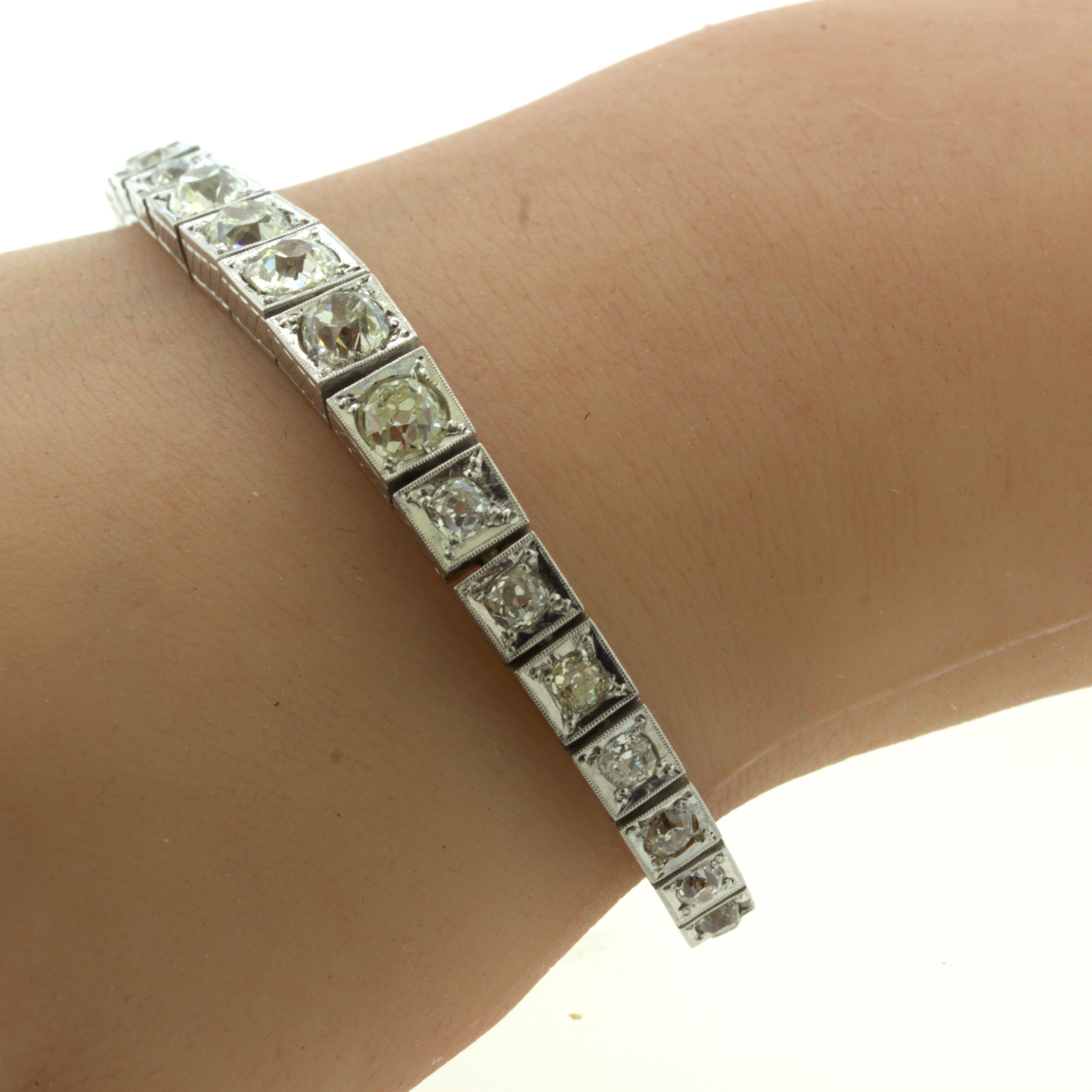 Art Deco Diamond Platinum Tennis Bracelet