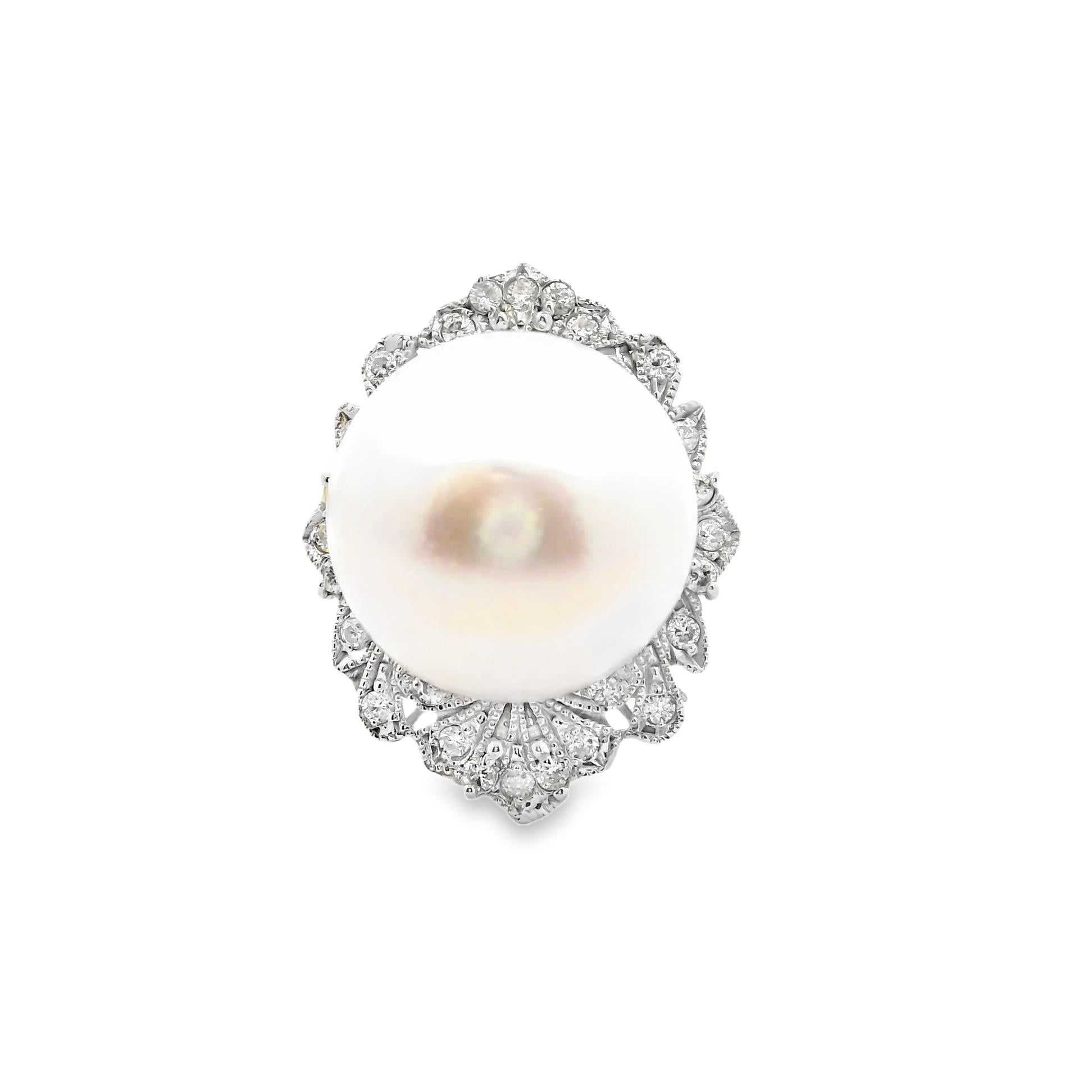 South Sea Pearl Diamond Antique Style 18k Gold Ring