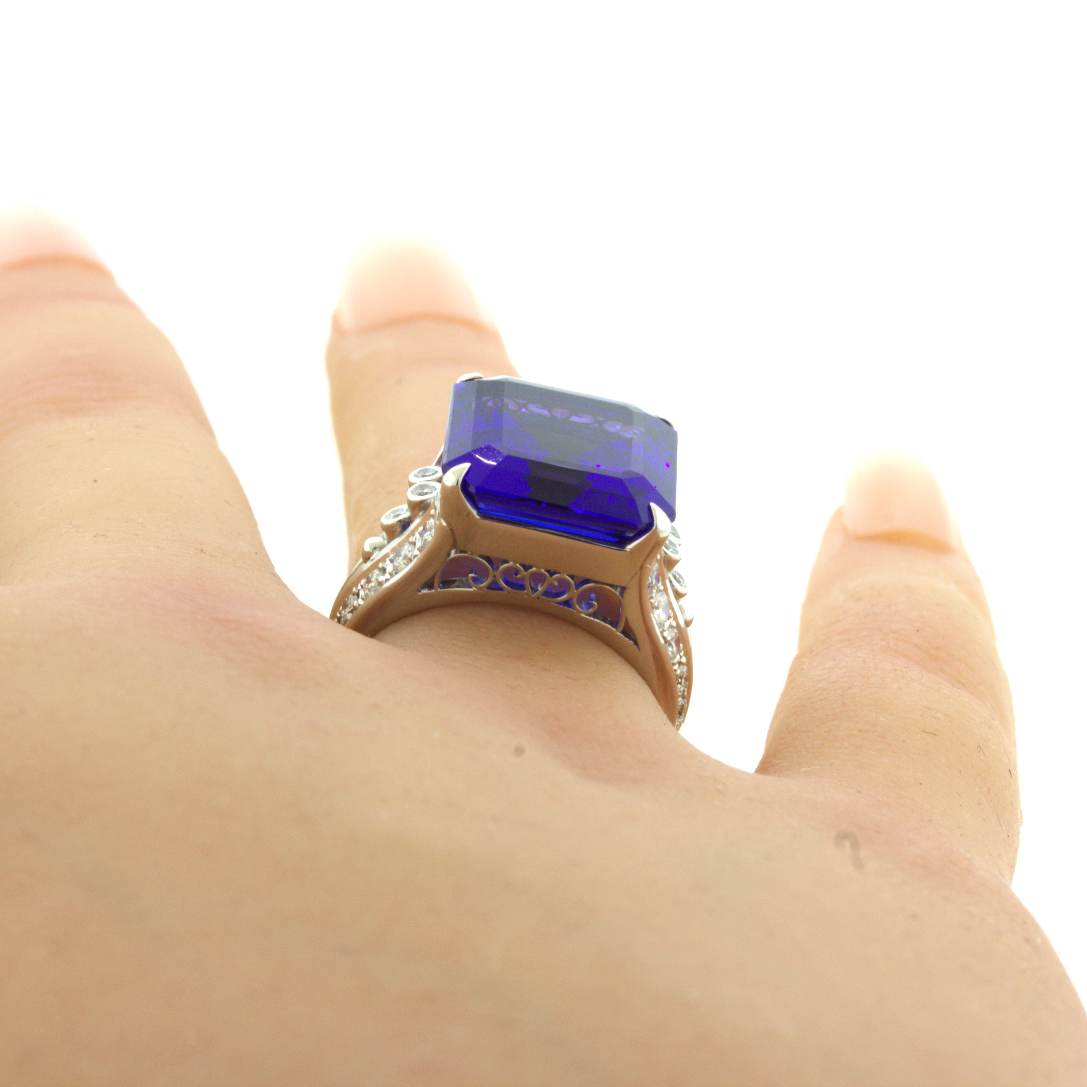 13.66 Carat Tanzanite Diamond Platinum Cocktail Ring