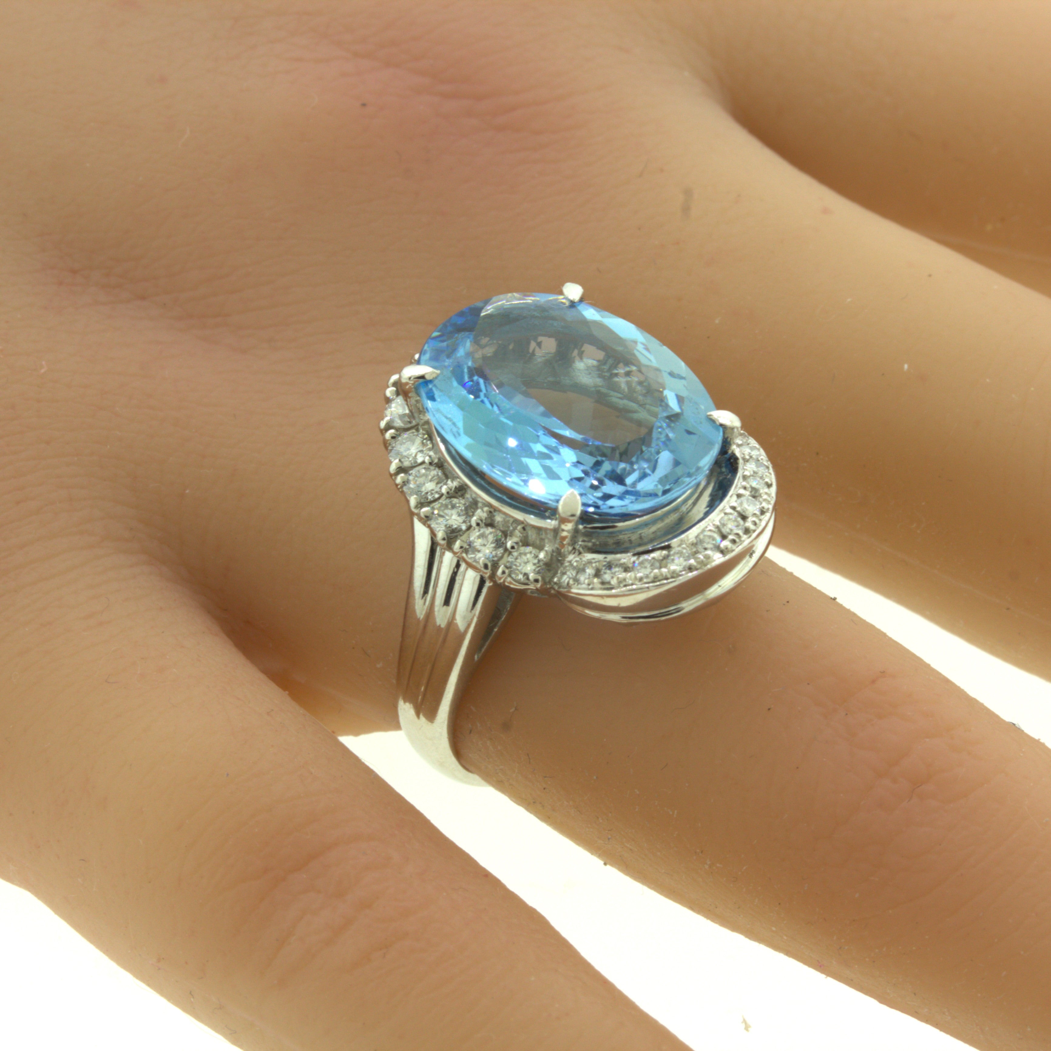 9.09 Carat Aquamarine Diamond Platinum Ring