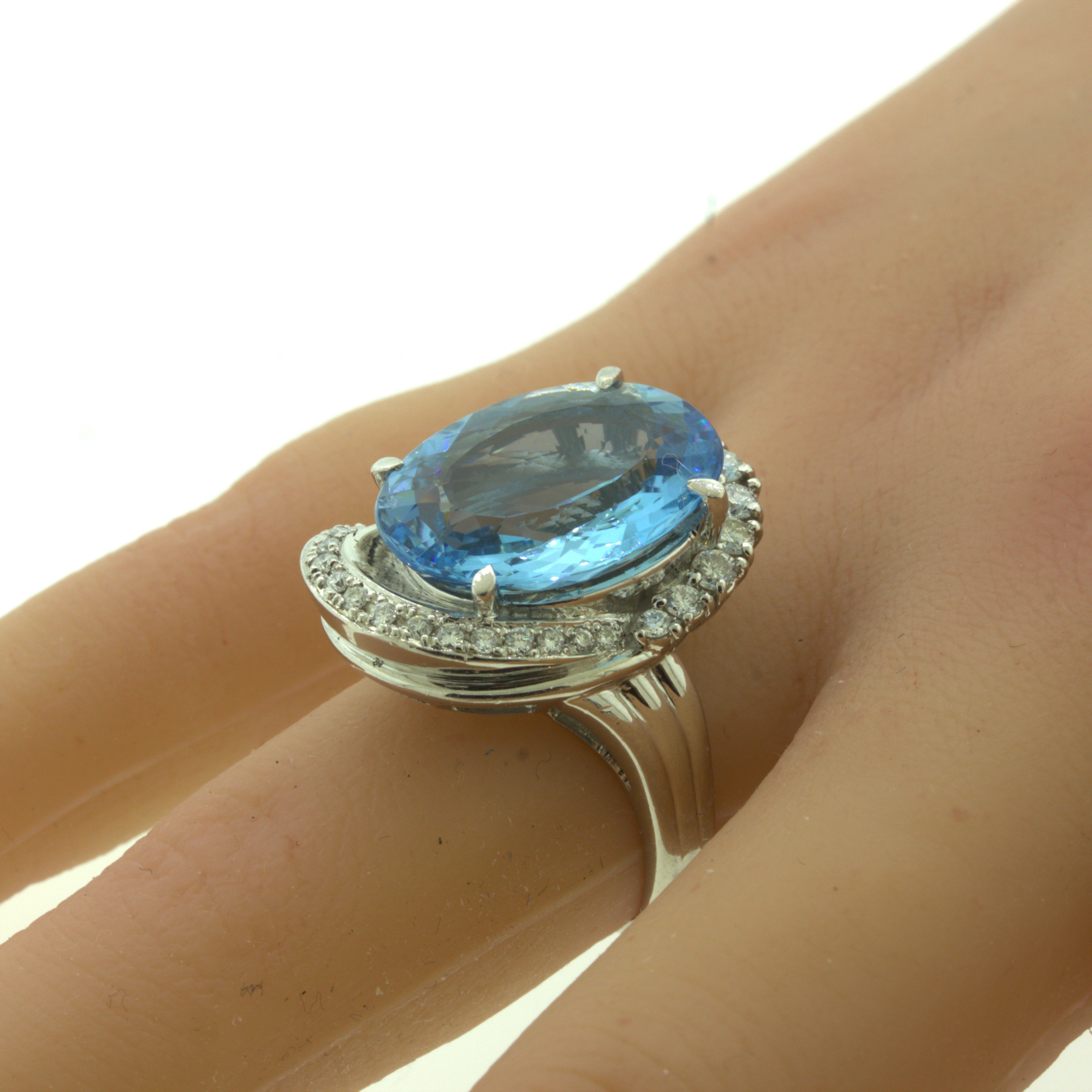 9.09 Carat Aquamarine Diamond Platinum Ring