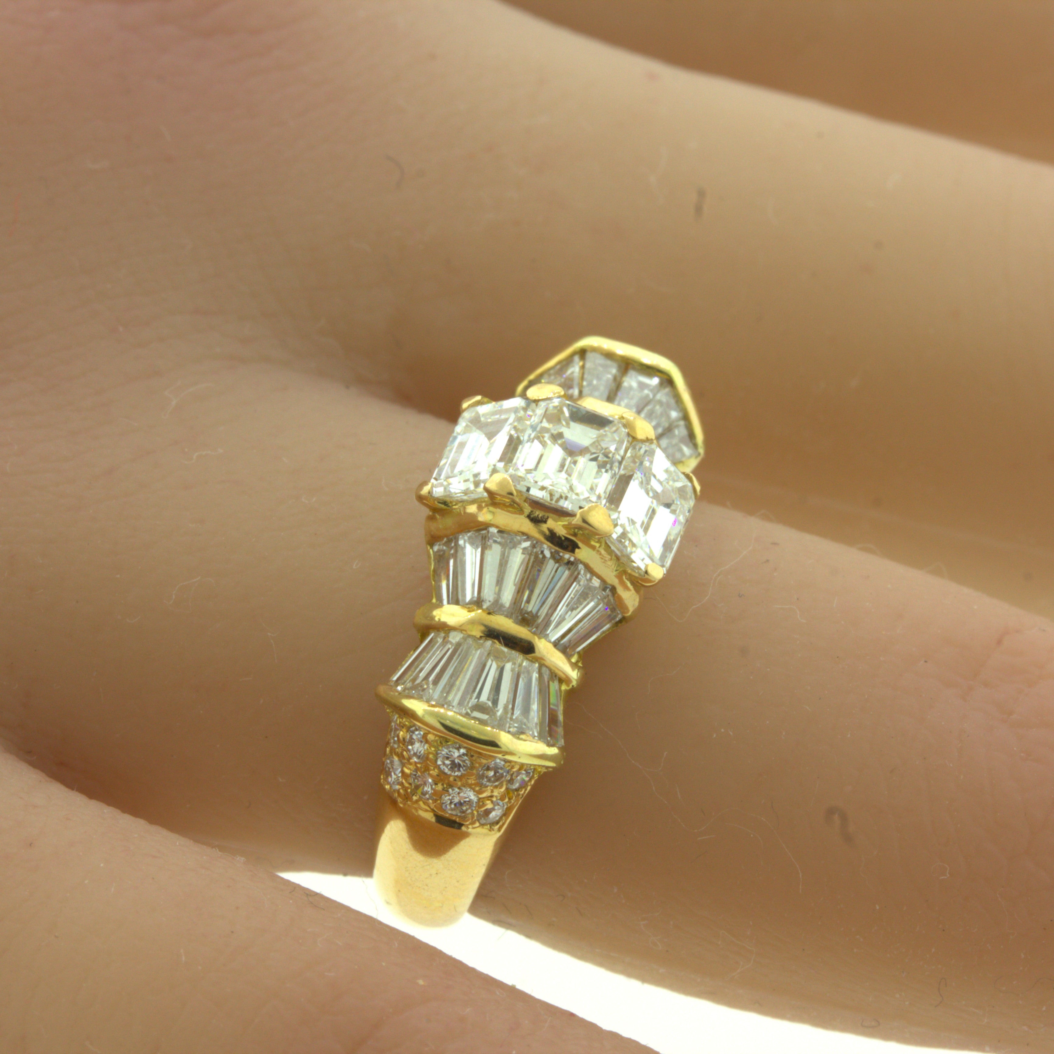 Emerald-Cut Diamond 18k Yellow Gold Band Ring