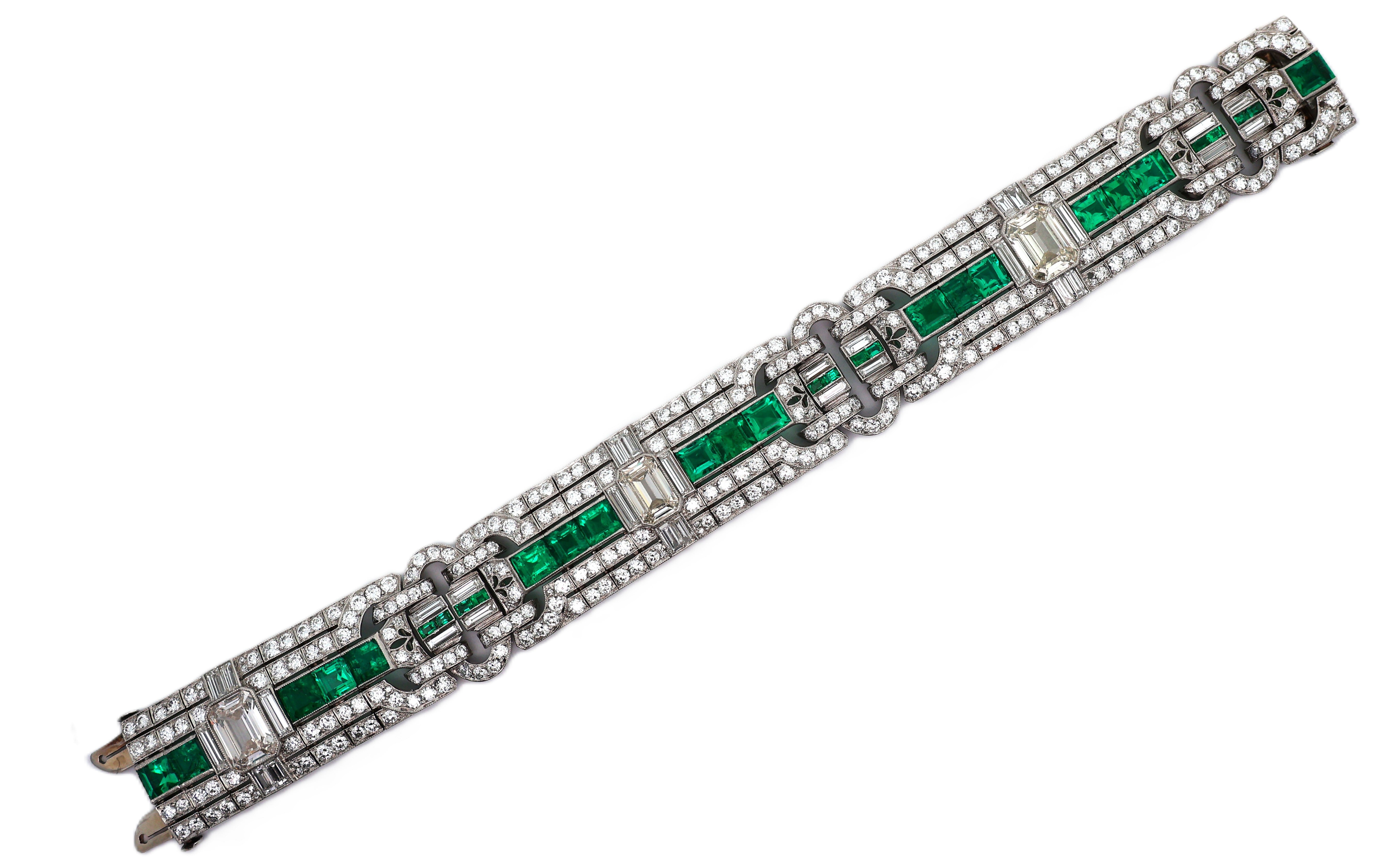 Superb Art Deco Diamond Emerald Platinum Bracelet, Circa 1929
