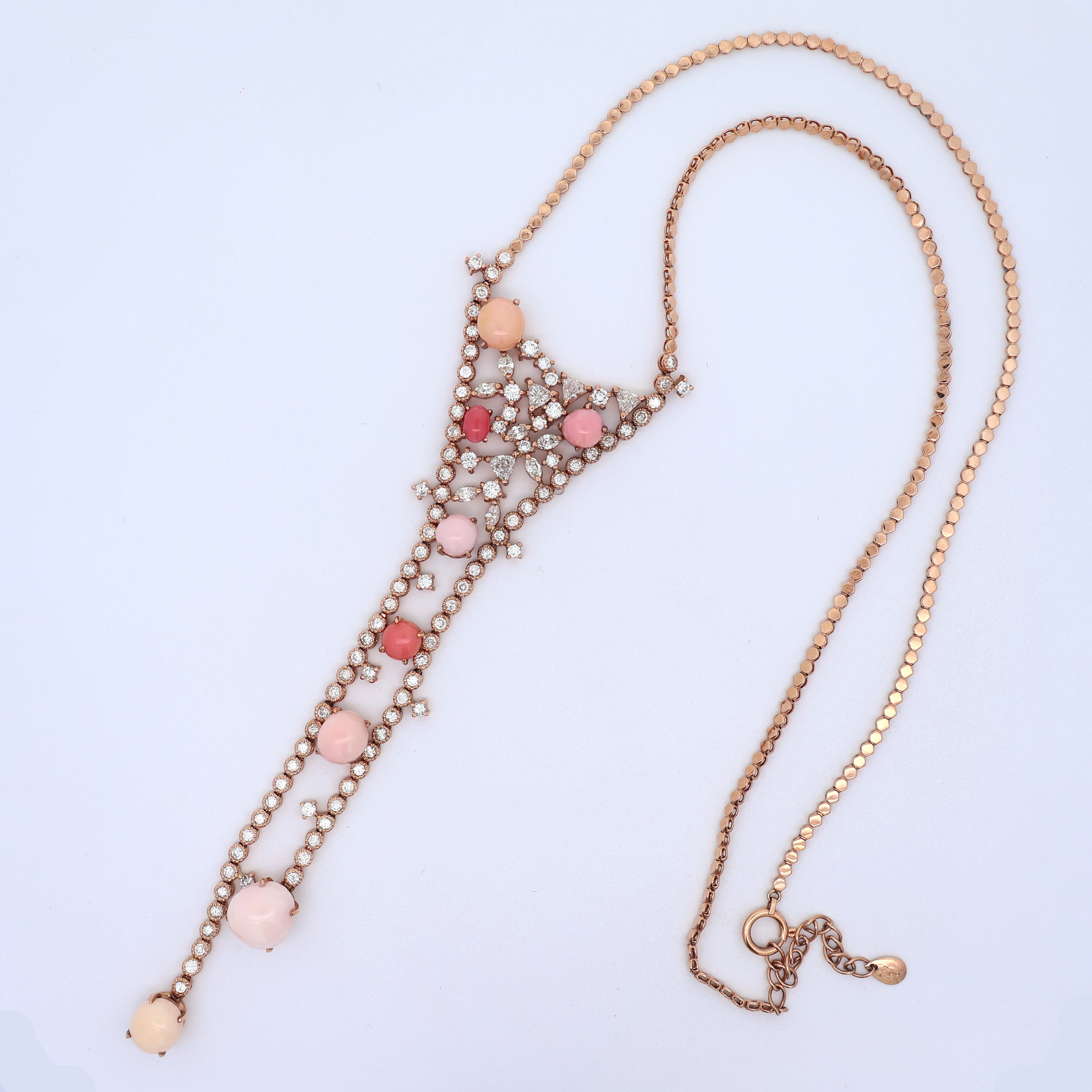 Conch Pearl Diamond Gold Necklace