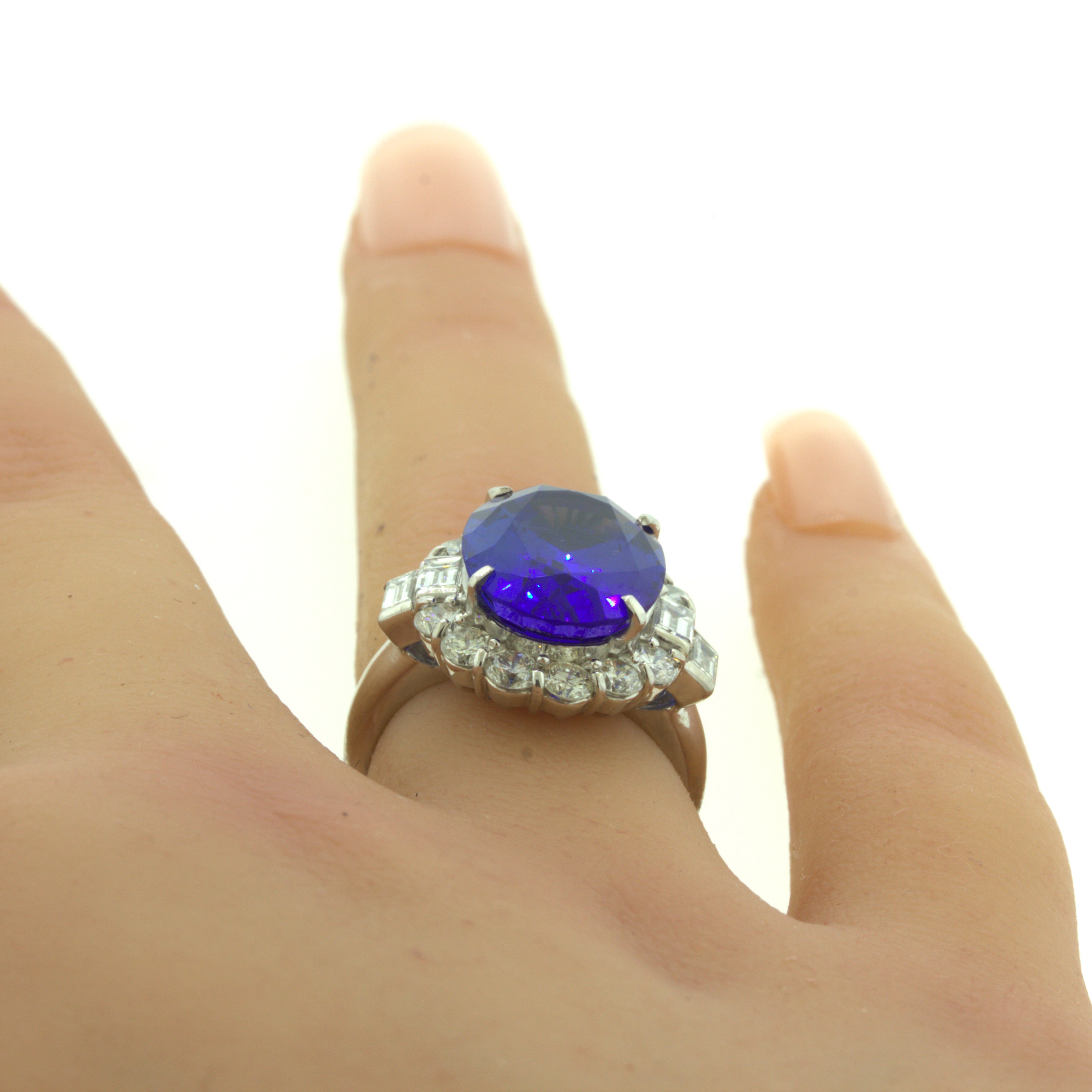 8.56 Carat Tanzanite Diamond Platinum Ring