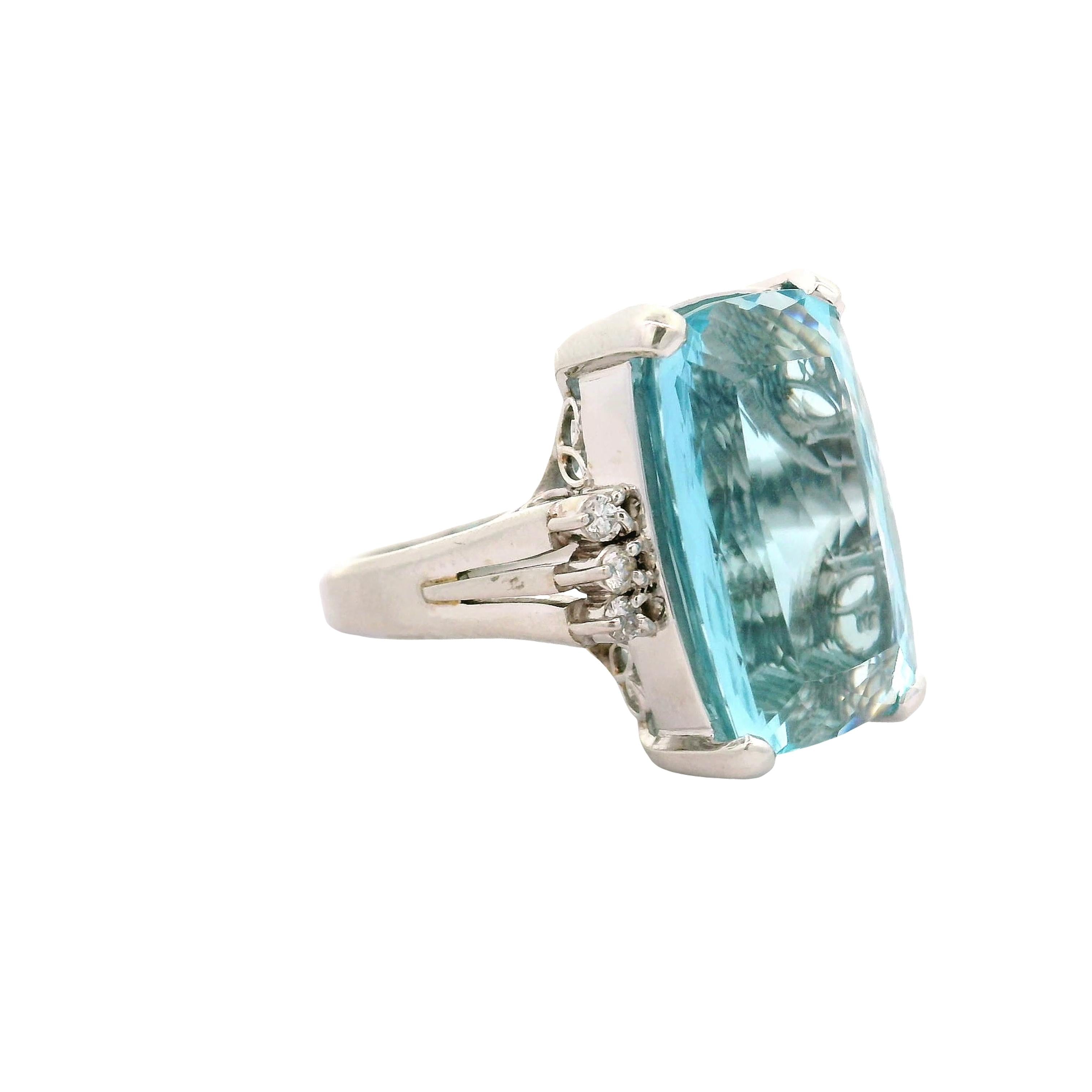 10.25 Carat Aquamarine Diamond Platinum Ring