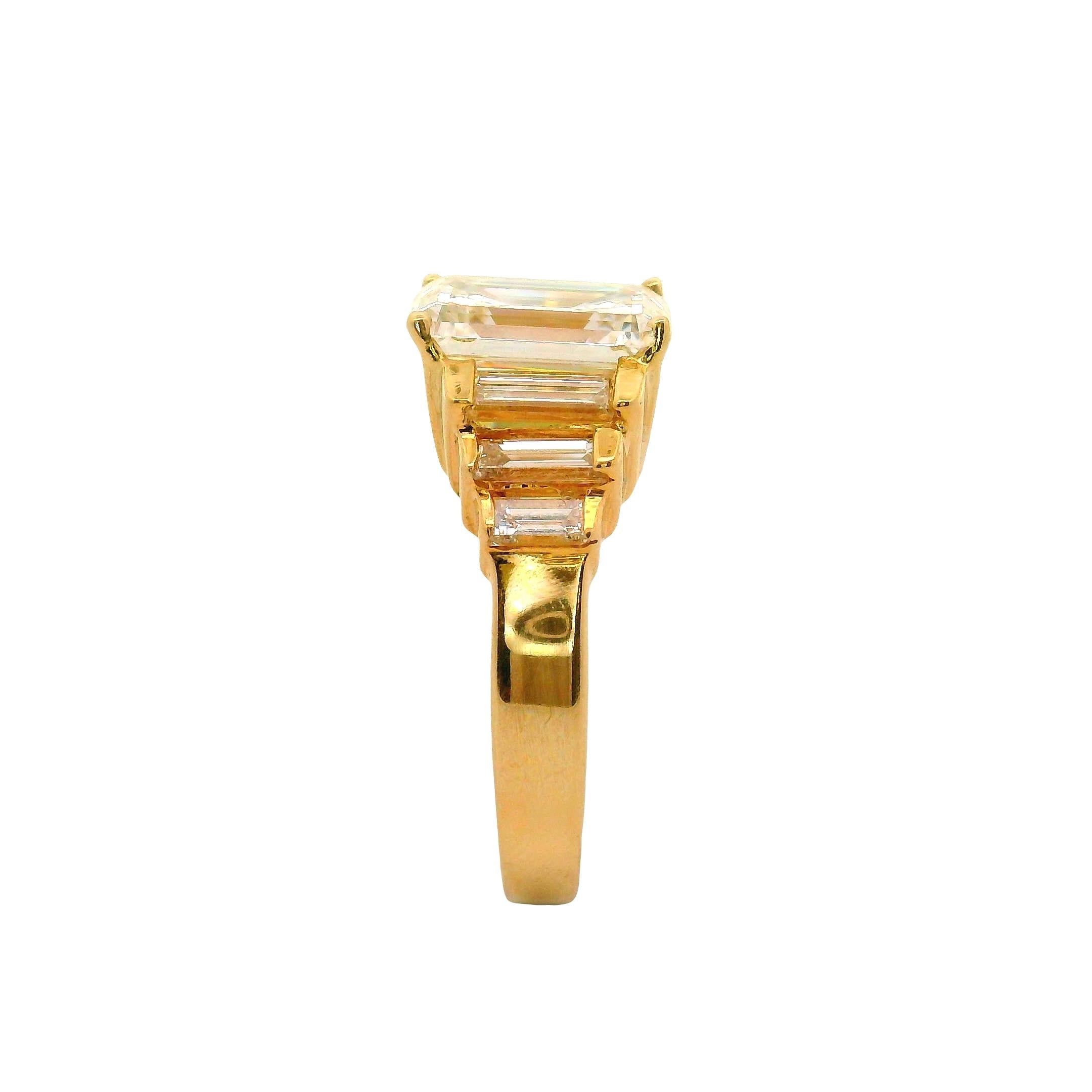 3.51 Carat Emerald-Cut Diamond H-VS2 14K Yellow Gold Ring, GIA Certified