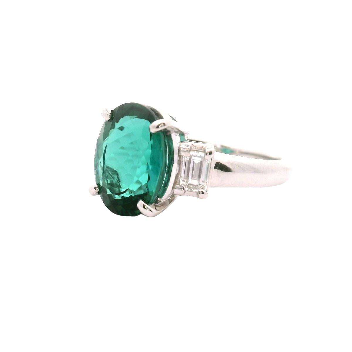 4.63 Carat Lagoon-Tourmaline Diamond Platinum Three-Stone Ring