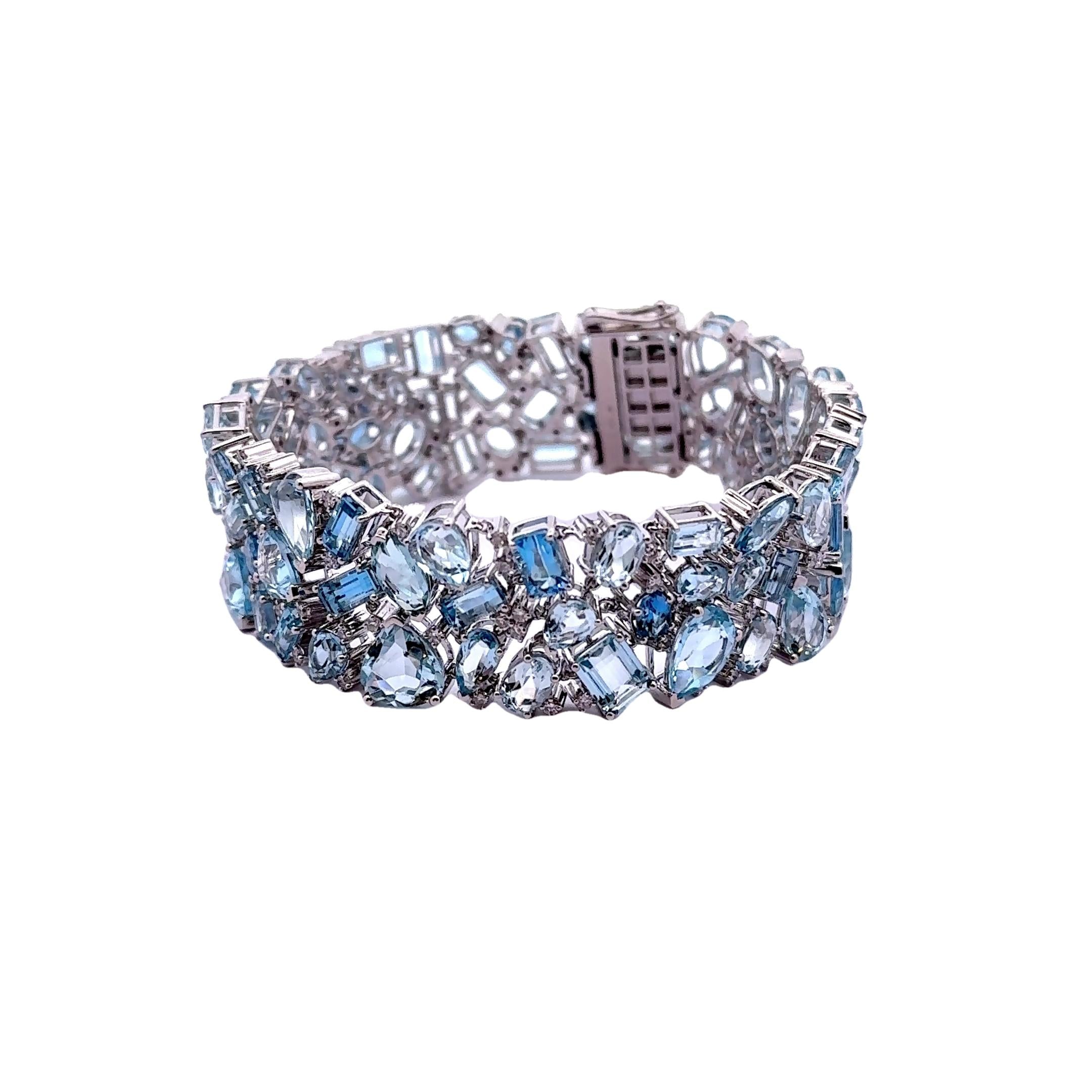 44.70 Carats Aquamarine Diamond 14k White Gold Cluster Bracelet